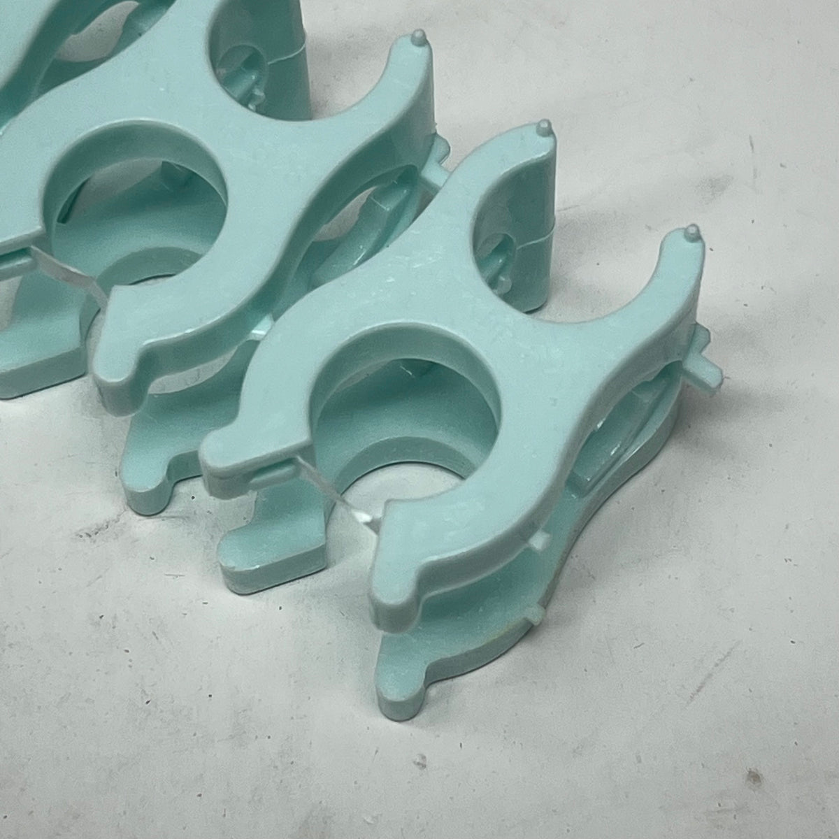 DAYTON SUPERIOR  (600 PACK) Kodi Klip Rebar Grips 4 Point Sytstem Blue KCS526