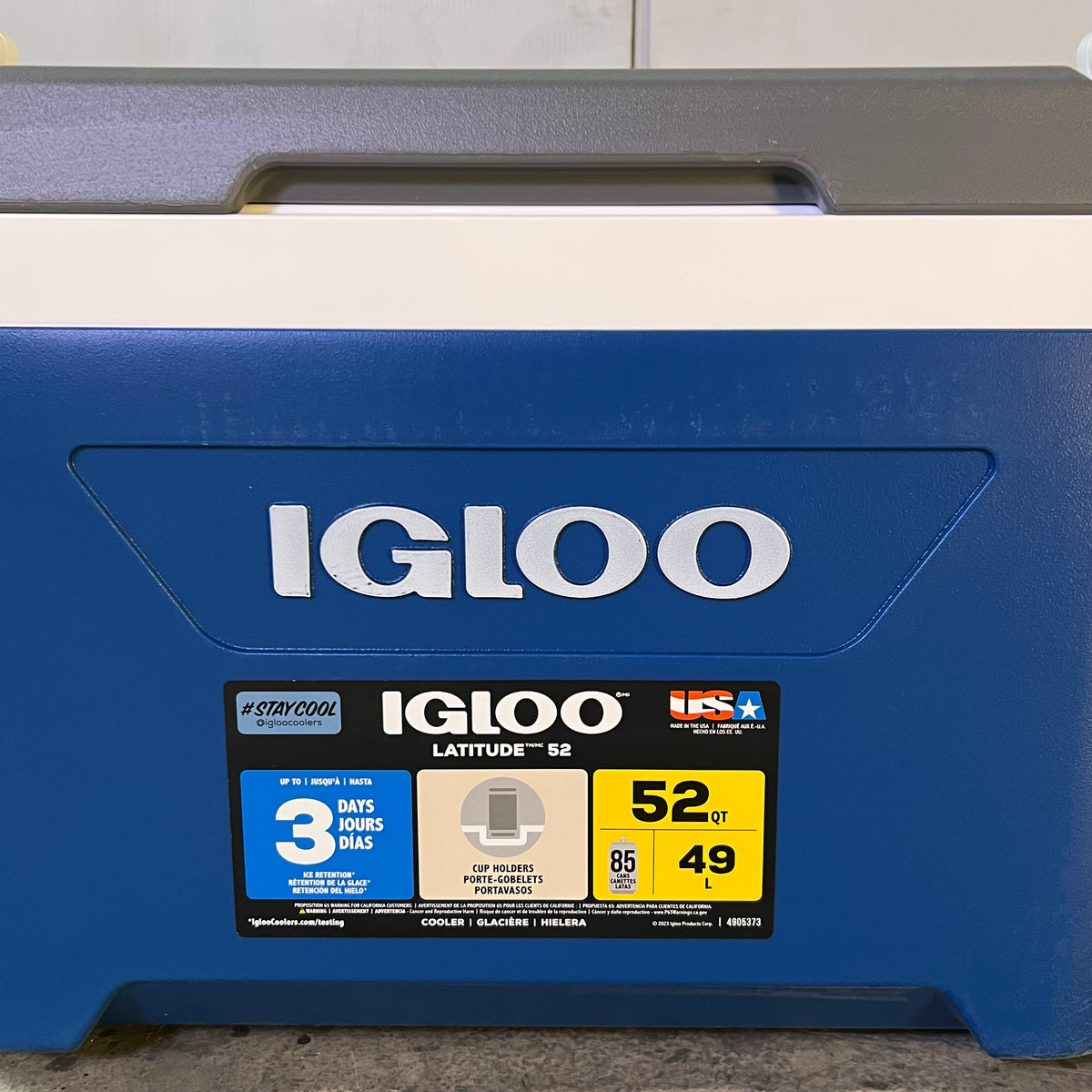IGLOO Chest Cooler - Standard 52 qt Blue A 011426