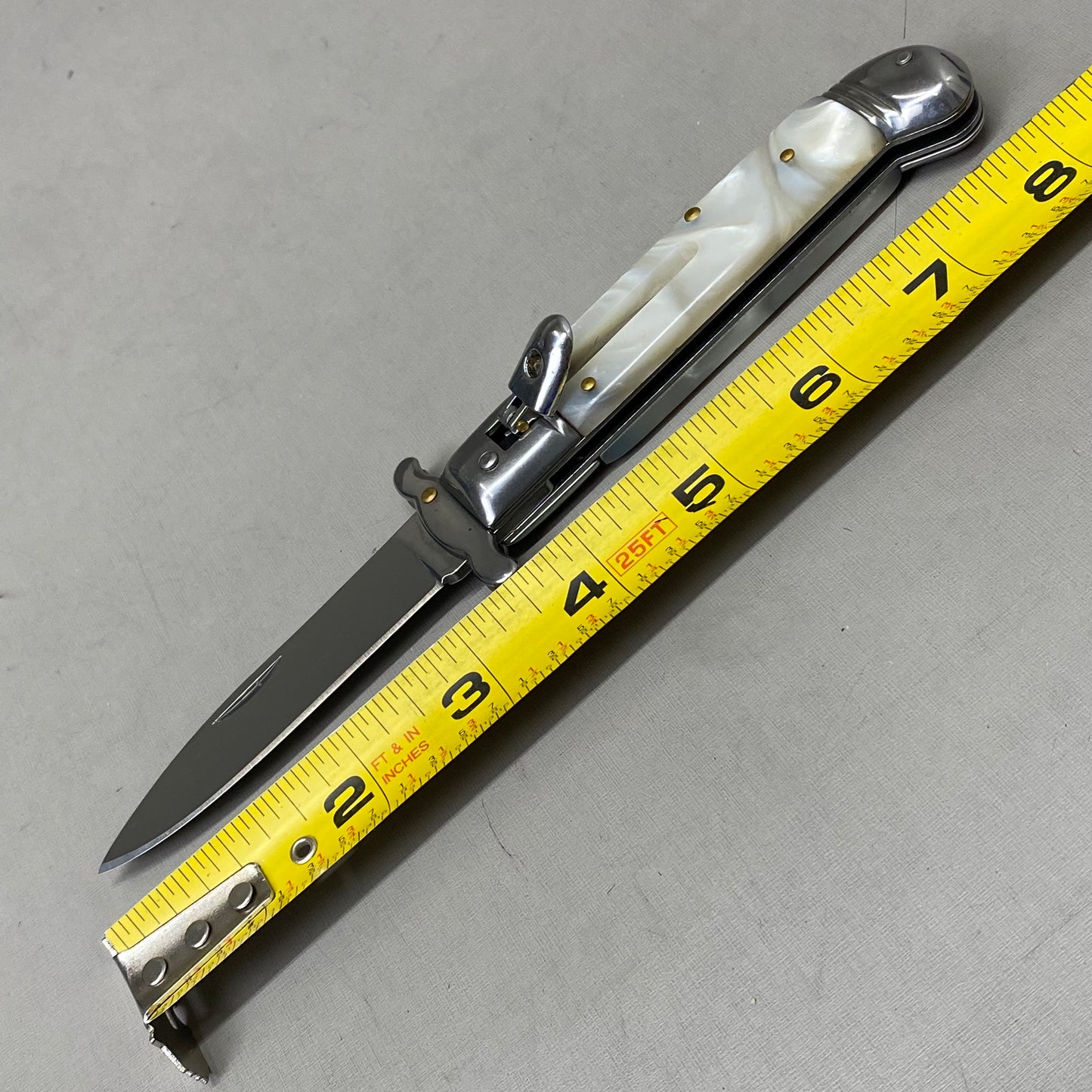 ZA@ ARMED FORCE TACTICAL Hand Crafted OTF Pocket Knife  3.5"Blade 8" Knife White Marble ST-10WP