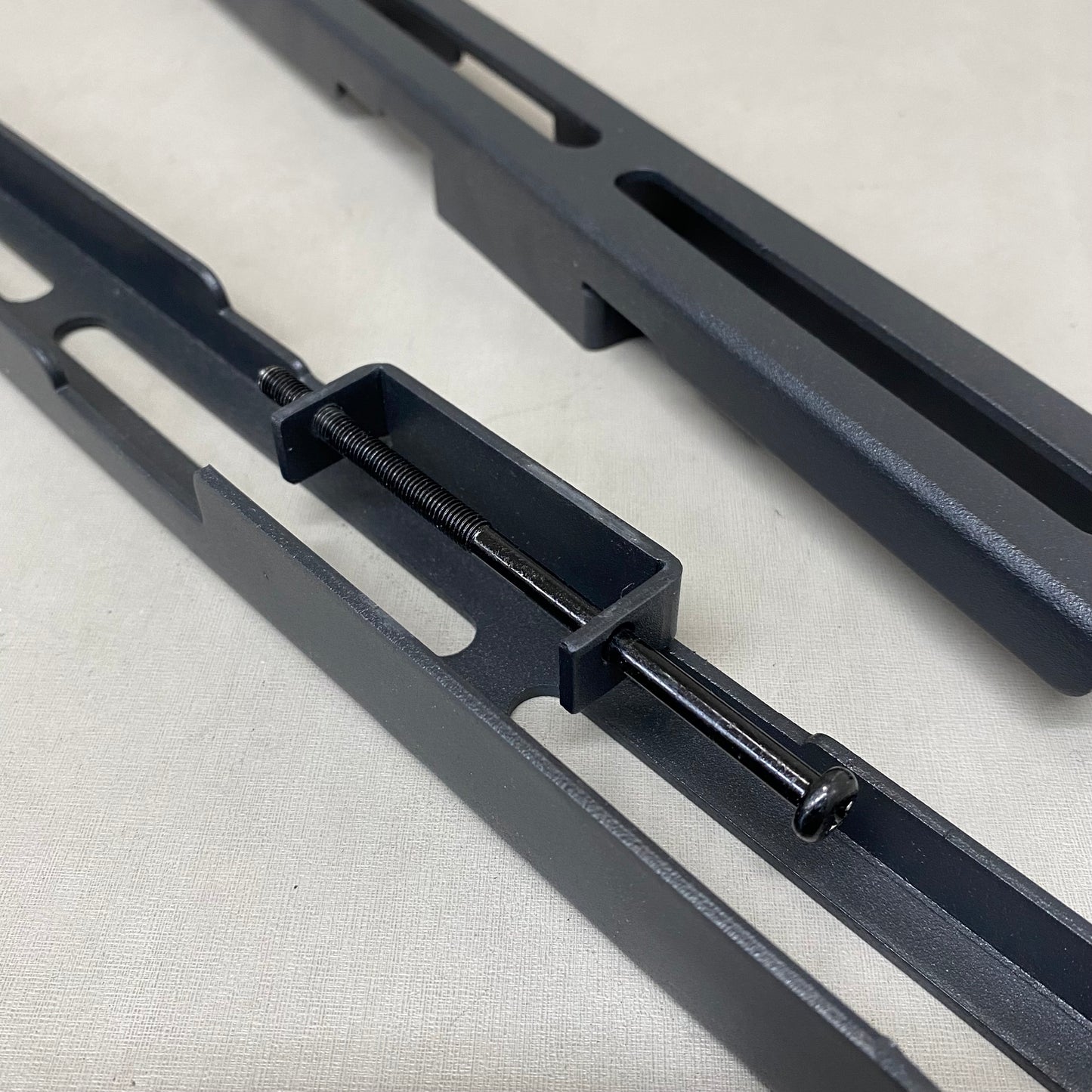 SMART Wall-Mount For Smart Display 36" L X 10" Black