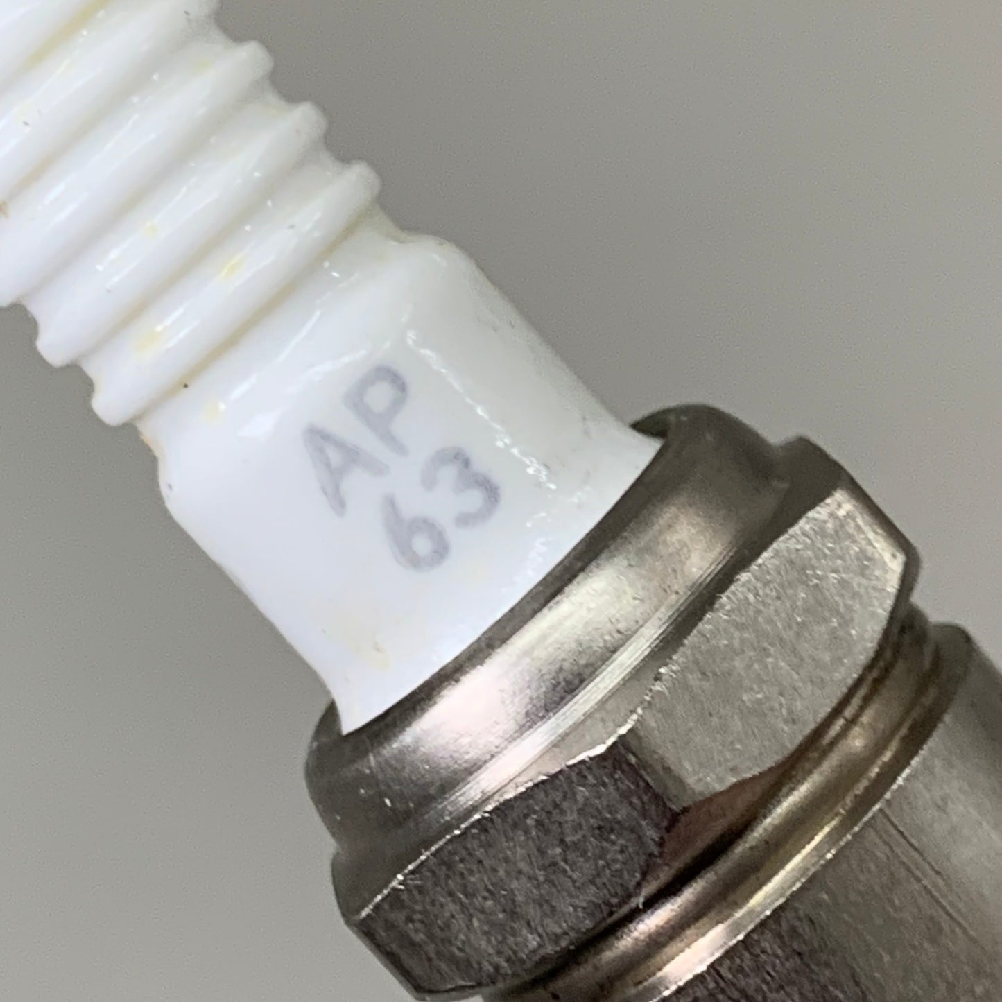 AUTOLITE (4 PACK) Platinum Spark Plugs Not Tapered Nickel 13/16" Hex SZ AP63