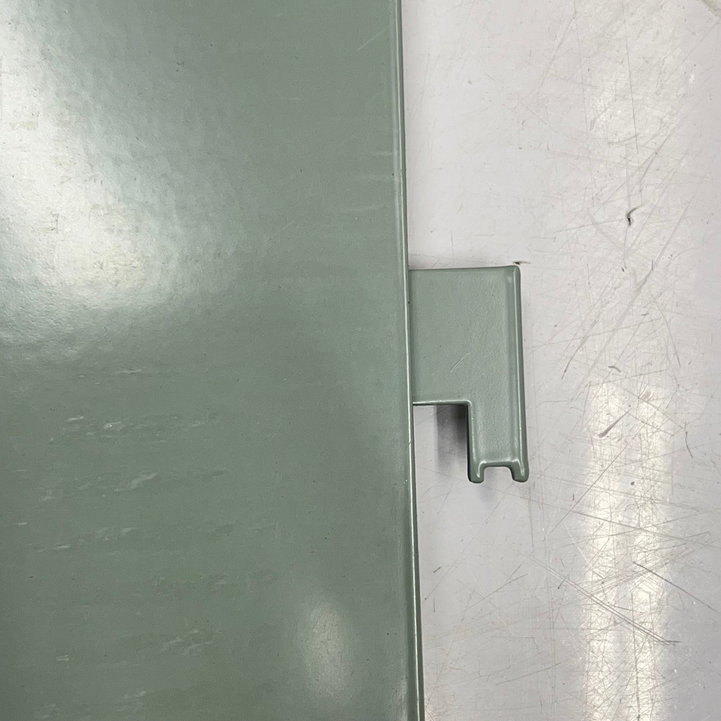 EATON Pow-R-Xpress Ez Rim Nema 1 Trim W/ Key 36"x1.5"x20" Grey EZ 2036