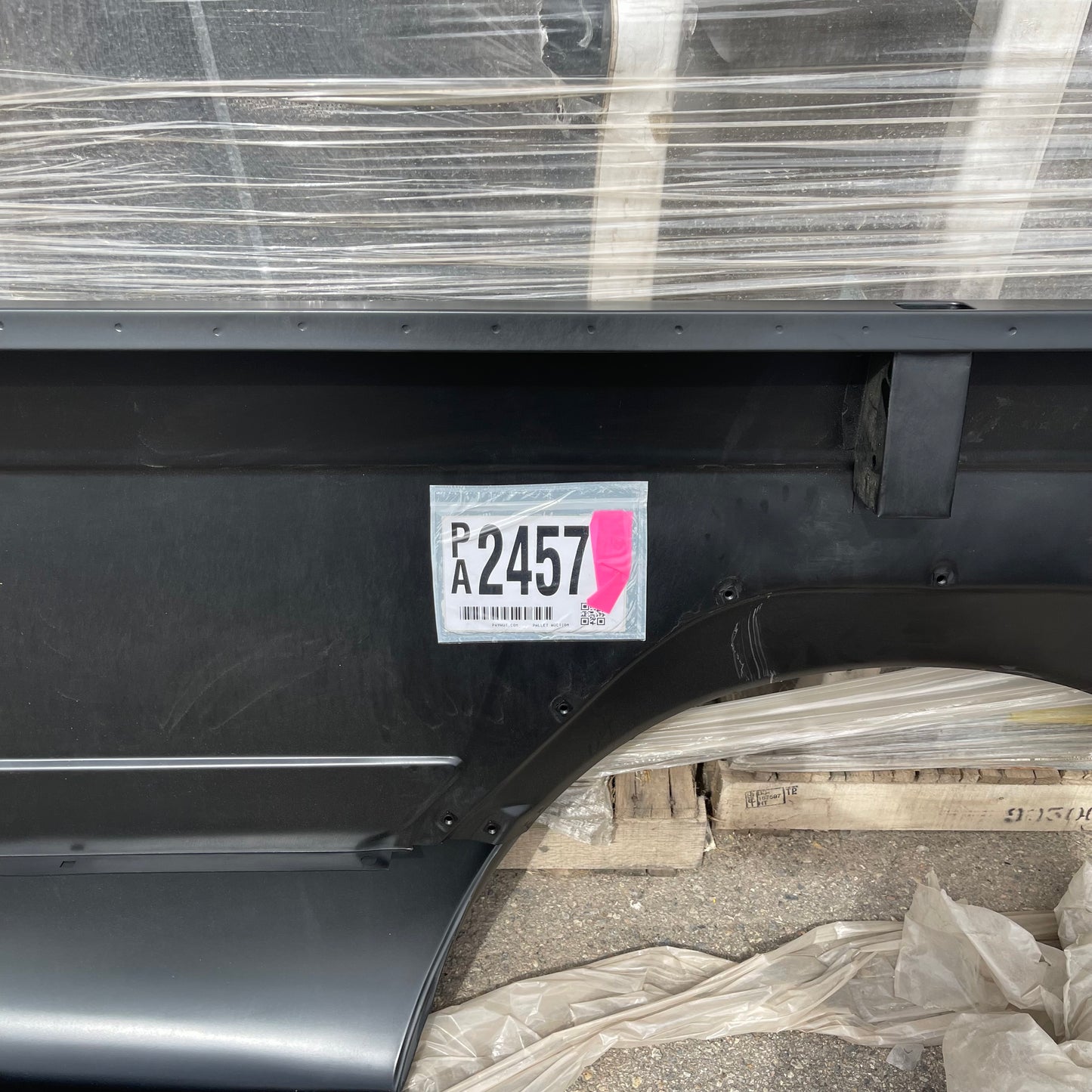 ZA@ LMC TRUCK Bedside Panel for Chevy Pickup & GMC Fleetside 1968-1972 Black 38-9662-T (AS-IS) 4B