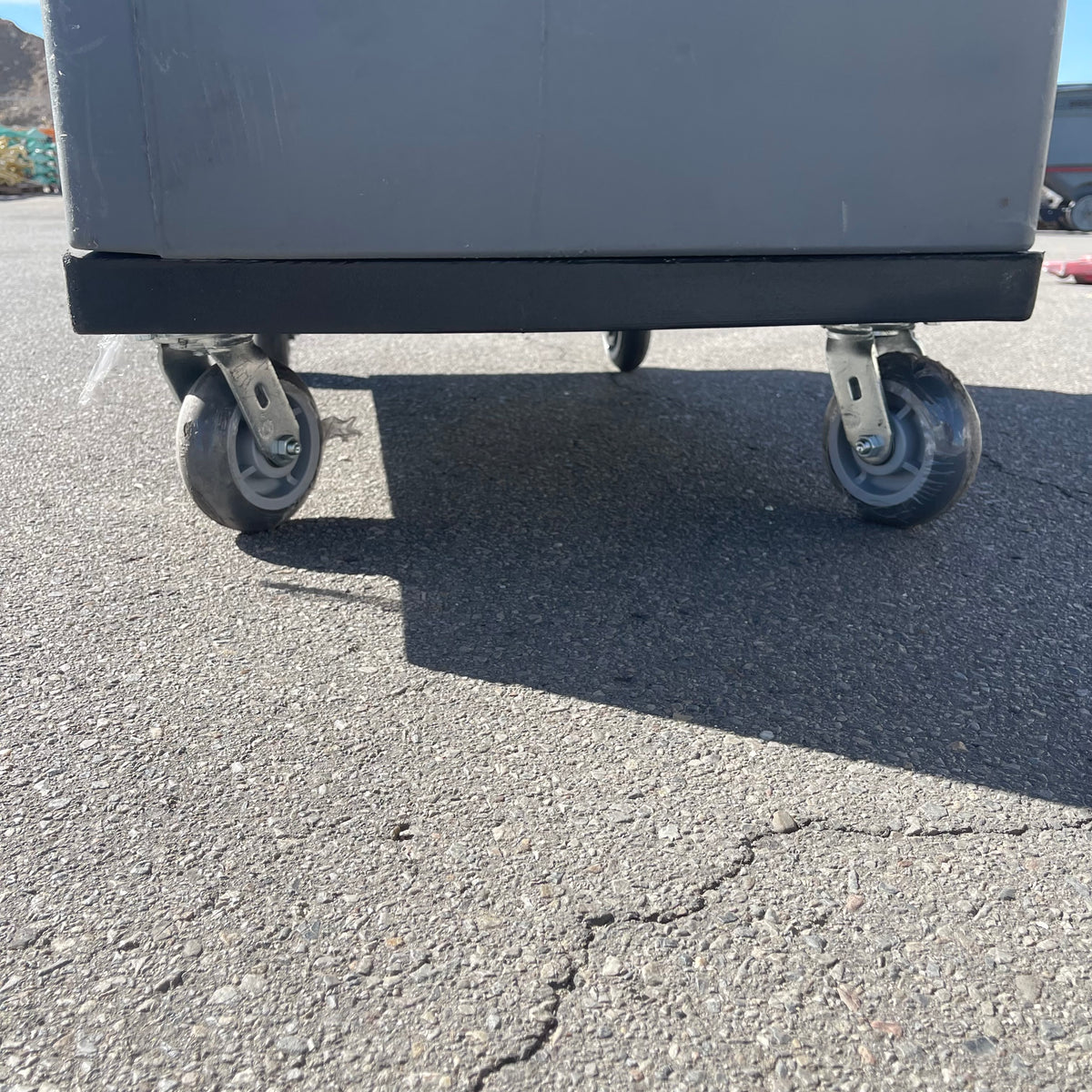 UNBRANDED Plastic Bulk Transport Truck for Linen/Laundry/Material Handling 55"x46"x27" Grey