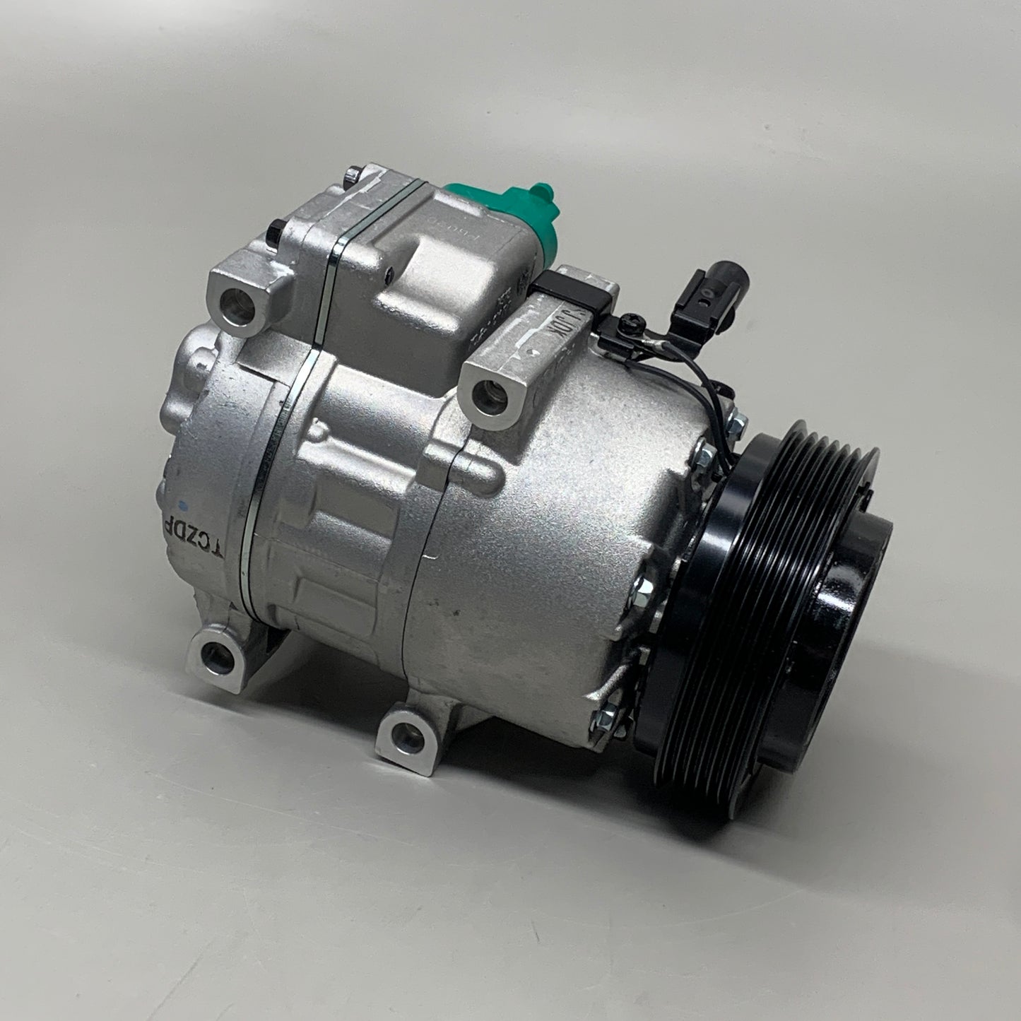 DENSO A/C Compressor Aluminum Material 15223 471-6043