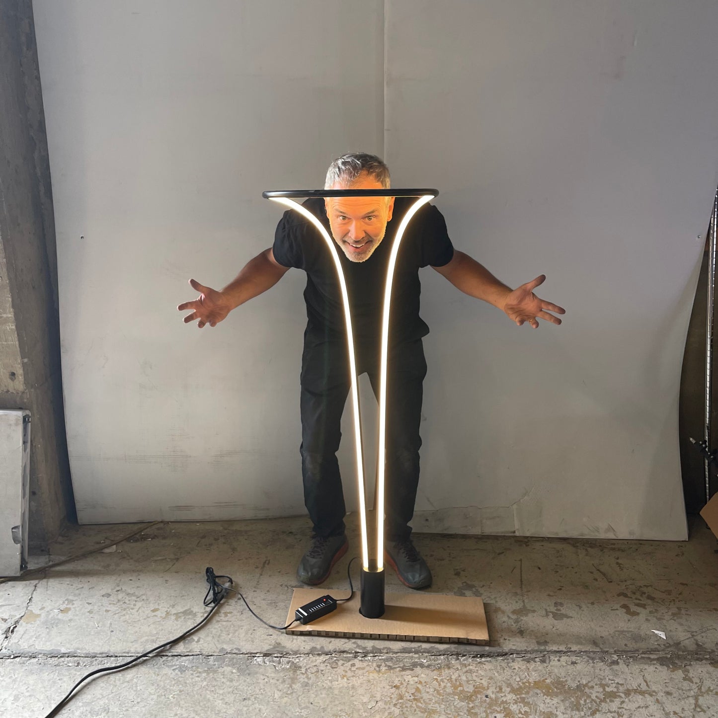 ARTCRAFT Cortina LED Floor Lamp Fixture 33W LED 3000K 120V AC7589BK