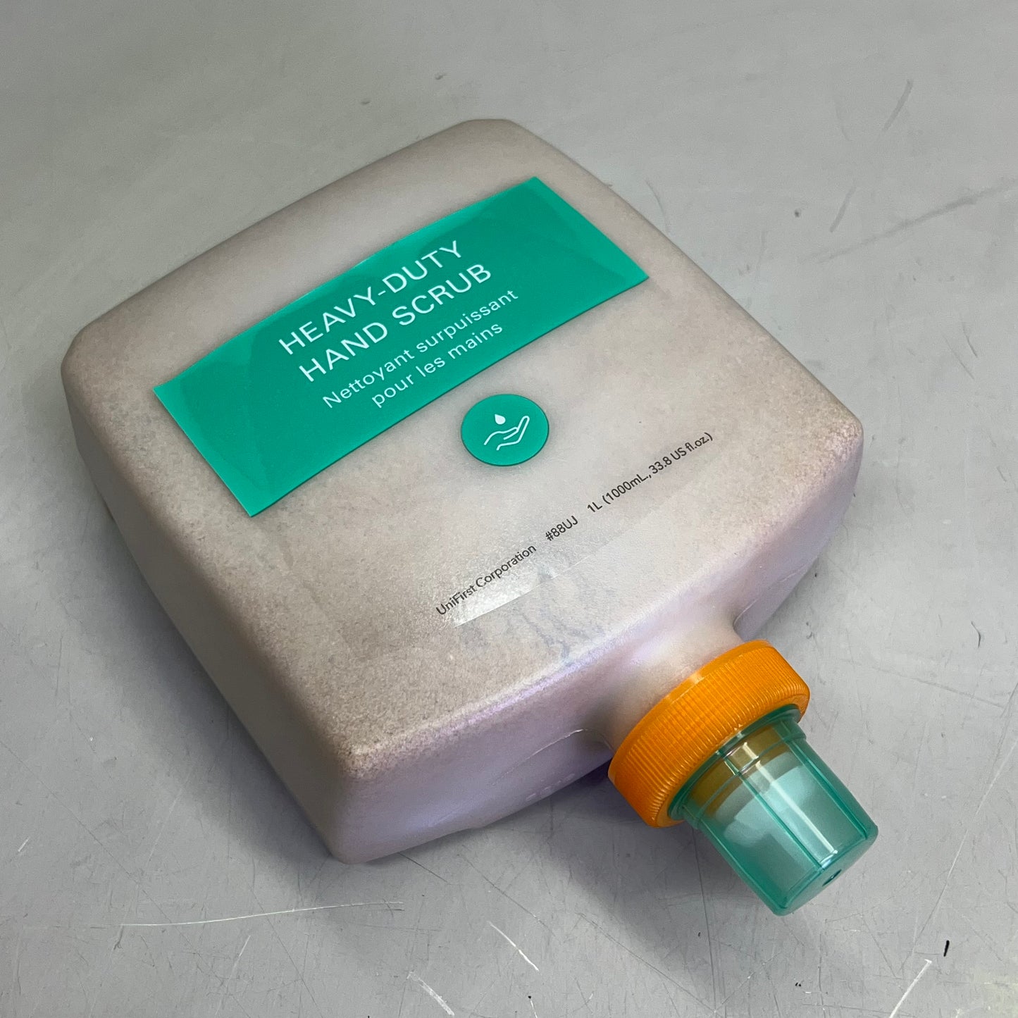 UNIFIRST CORPORATION (8 PACK) Dispensable Scented Heavy Duty Hand Scrub 1 L