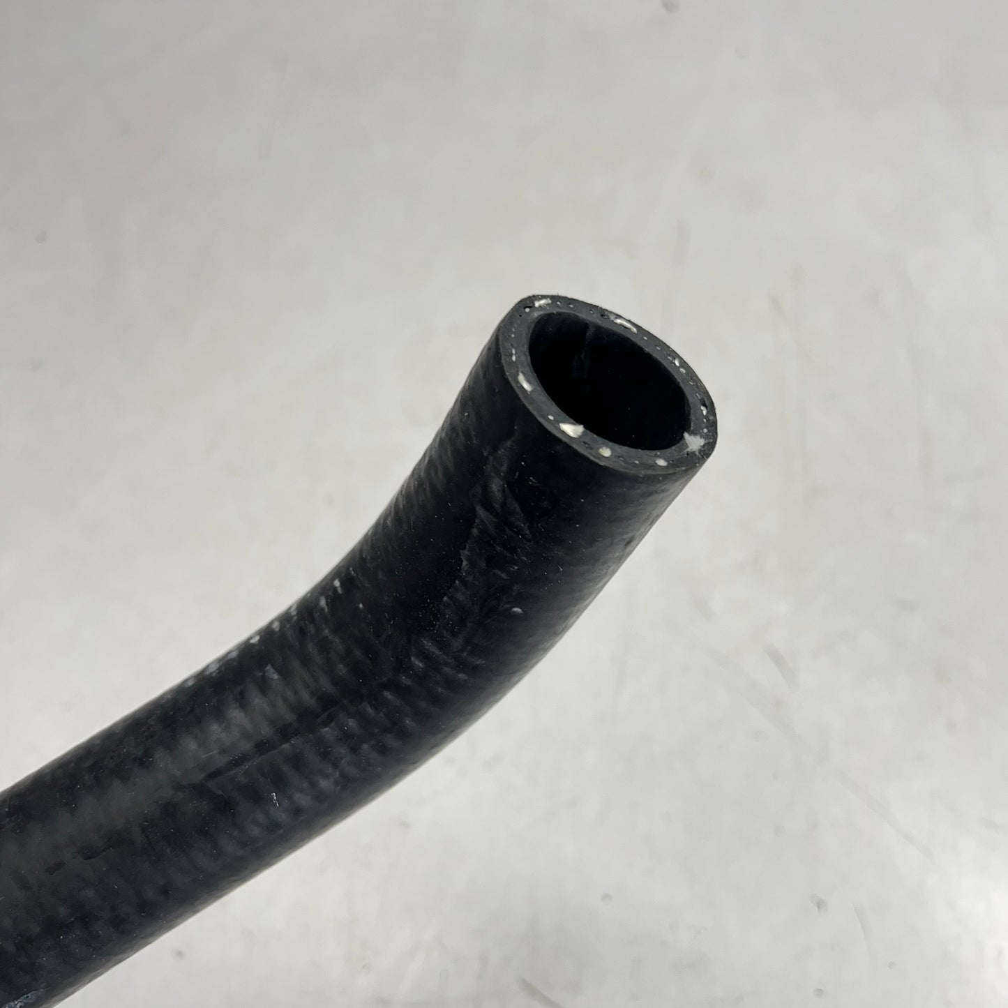 GATES Coolant Hose for Honda Vehicles Epdm Rubber 21-3/8" L 23695