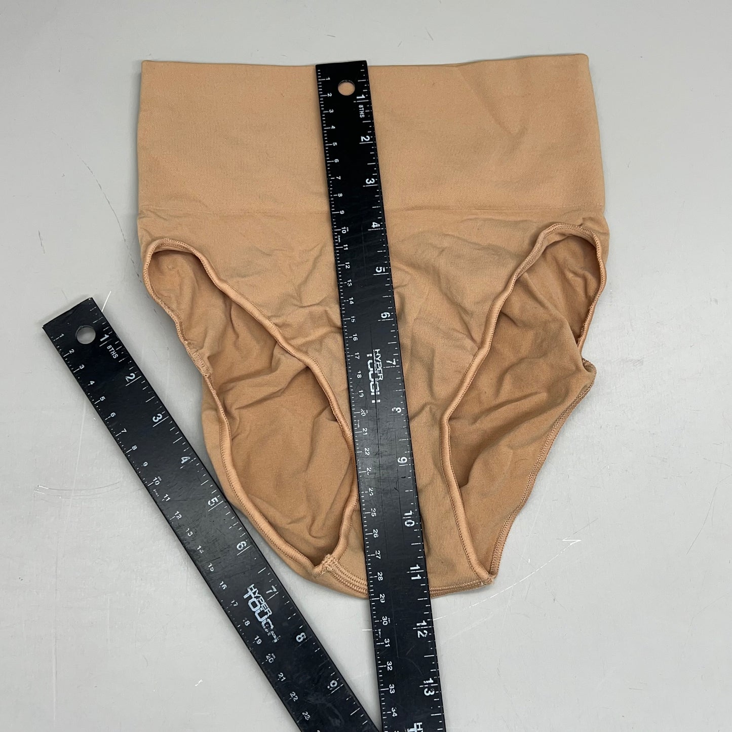 SKIMS Seamless Sculpt Mid Waist Brief Strong Compression Women's Sz L/XL Ochre