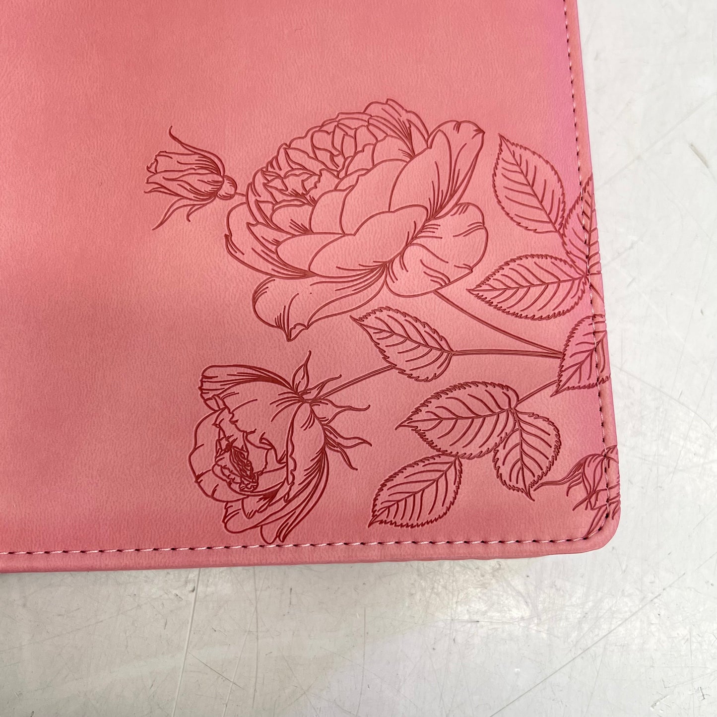 CHRISTIAN ART GIFTS 29:11 Plans Bouquet Faux Leather Bible Cover 7"x10" Pink