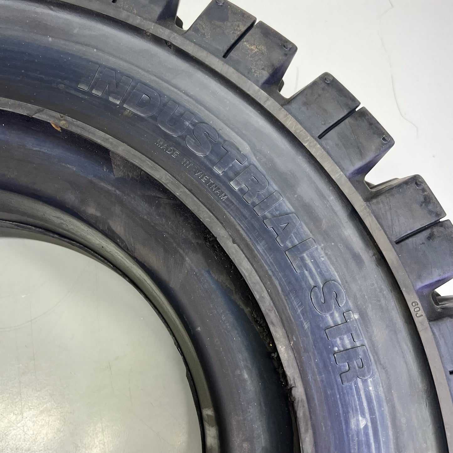 MAXAM Premium Traction Multi Layer Industrial Tire  Black 7.00-12 MS702 5.00S