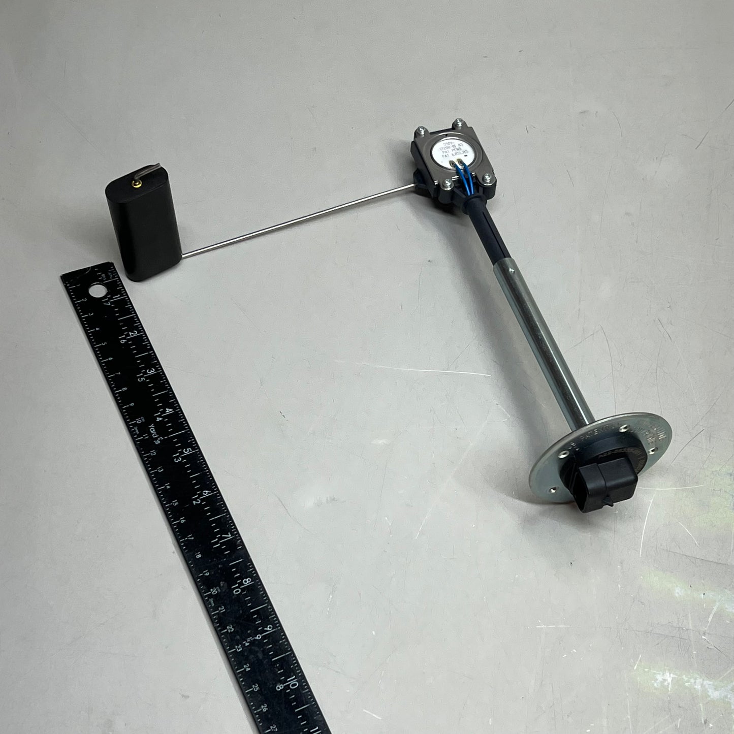 FREIGHLINER BTR Tank Sender Fuel Level For Heavy Duty Trucks A22-66335-001