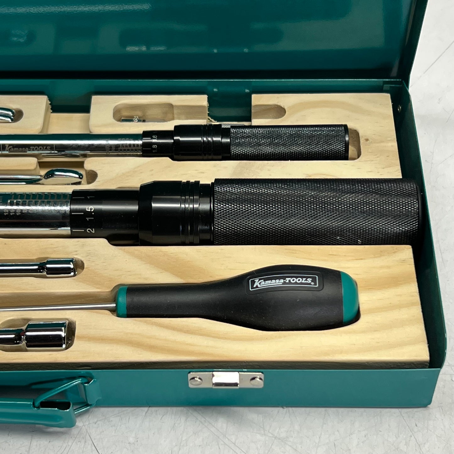 KAMASA TOOLS (19 Pcs) Stark Future Socket Set, K3410
