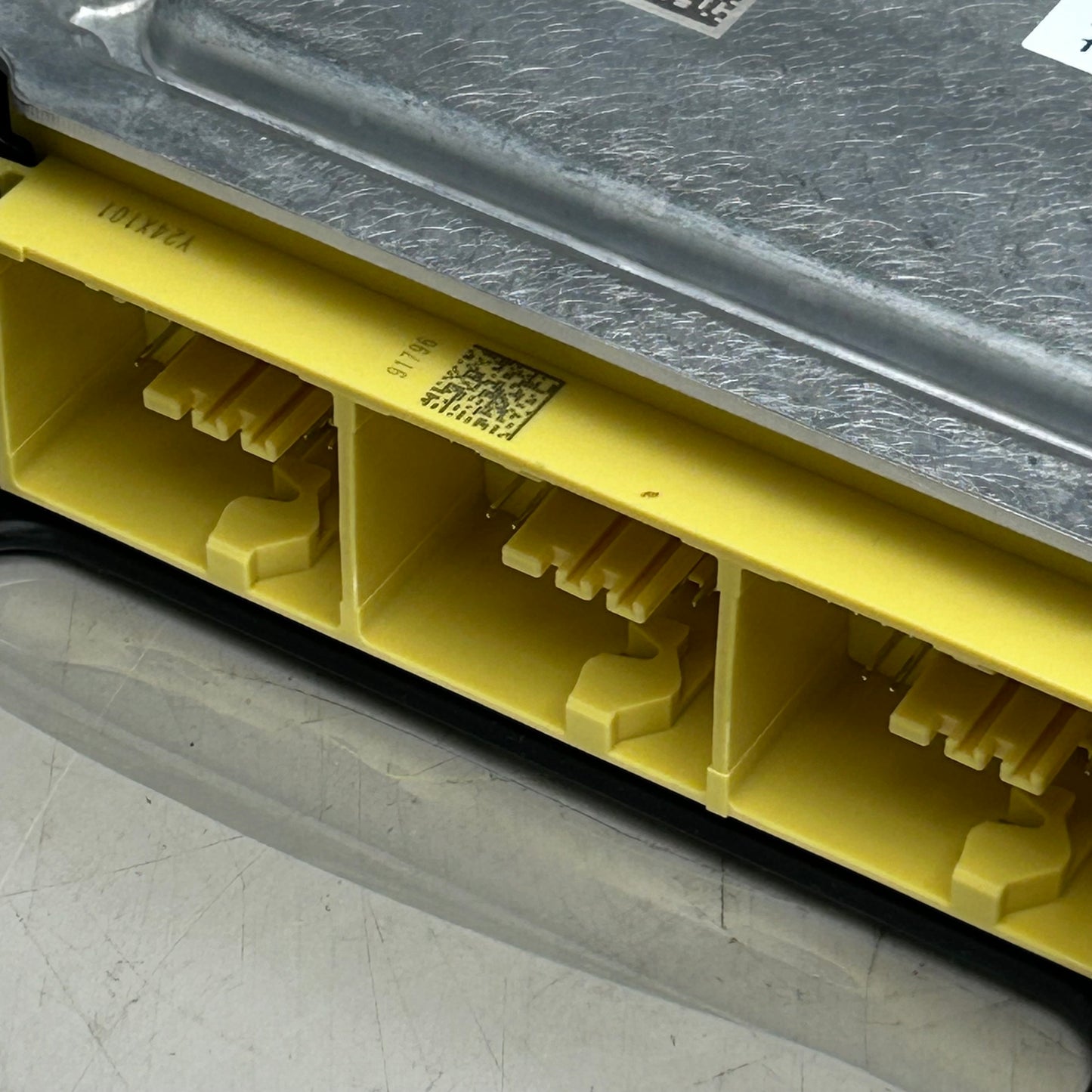 ZA@ Control Unit Replacement Part For MAZDA AirBag 5"x4.5" VC6757K30C D