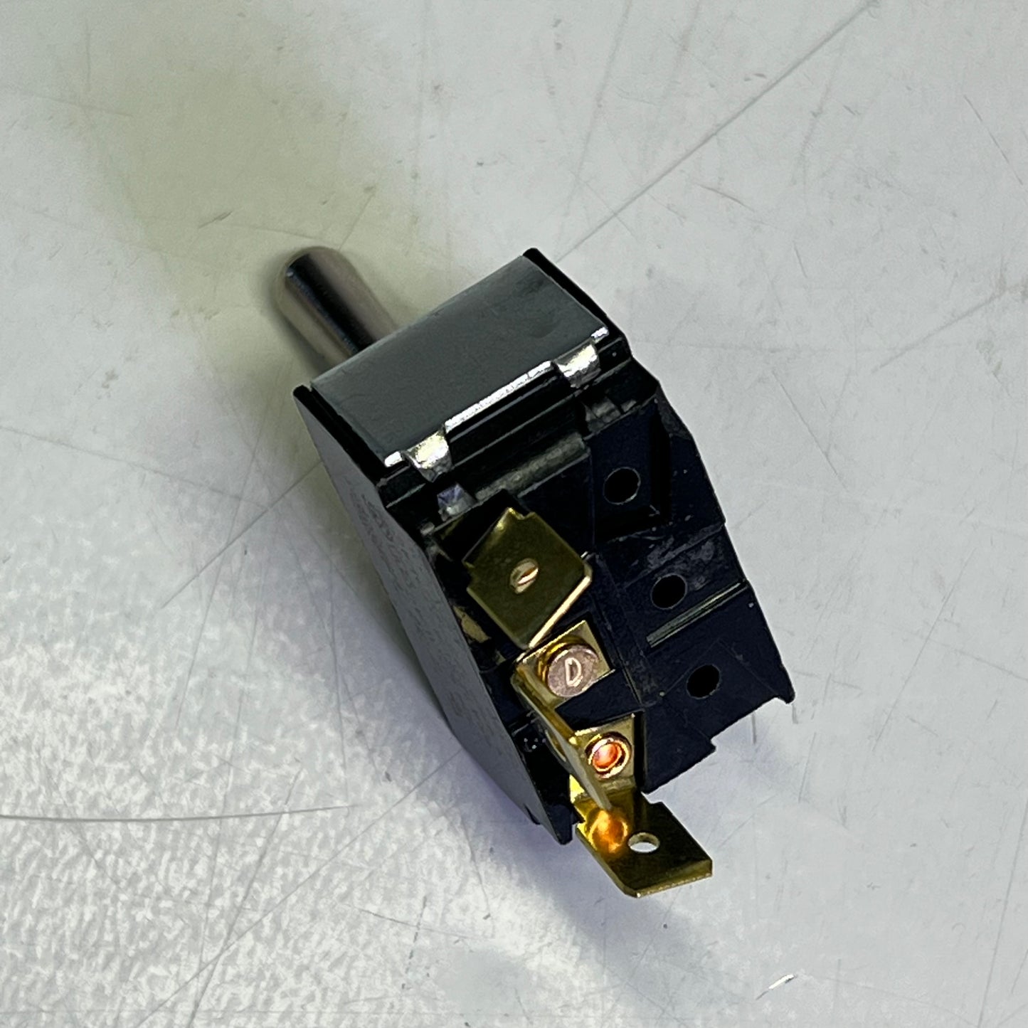 CLUB CAR OEM Toggle Switch SPDT Maintenance/Operate 3 Spade 2019+ 103198401