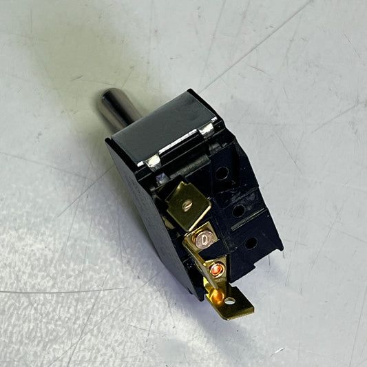 CLUB CAR OEM Toggle Switch SPDT Maintenance/Operate 3 Spade 2019+ 103198401