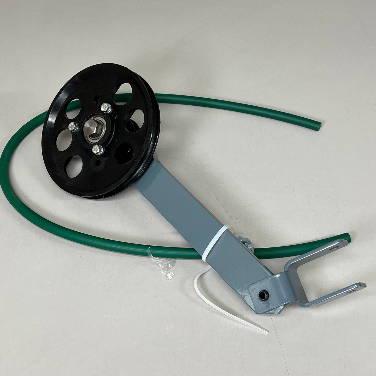 BRUNSWICK Elevator Belt Tensioner Assembly Black/Green 47014053001