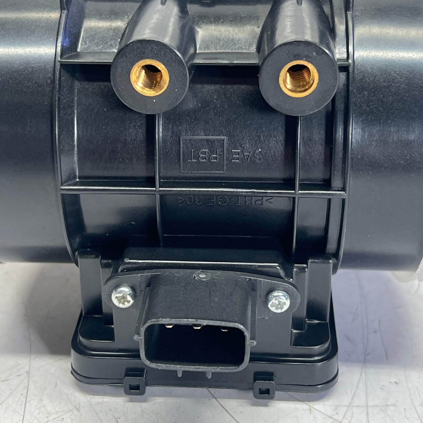 BLUE STREAK Mass Airflow Sensor for Chevrolet, Mazda & Suzuki Models MF21032N