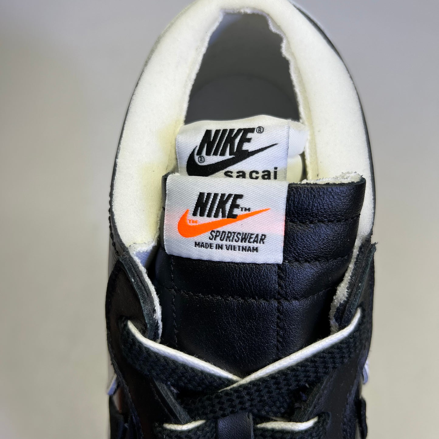 NIKE Blazer Low X Sacai Black Patent Leather Shoes Men's Sz 12 Black/White DM6443 001