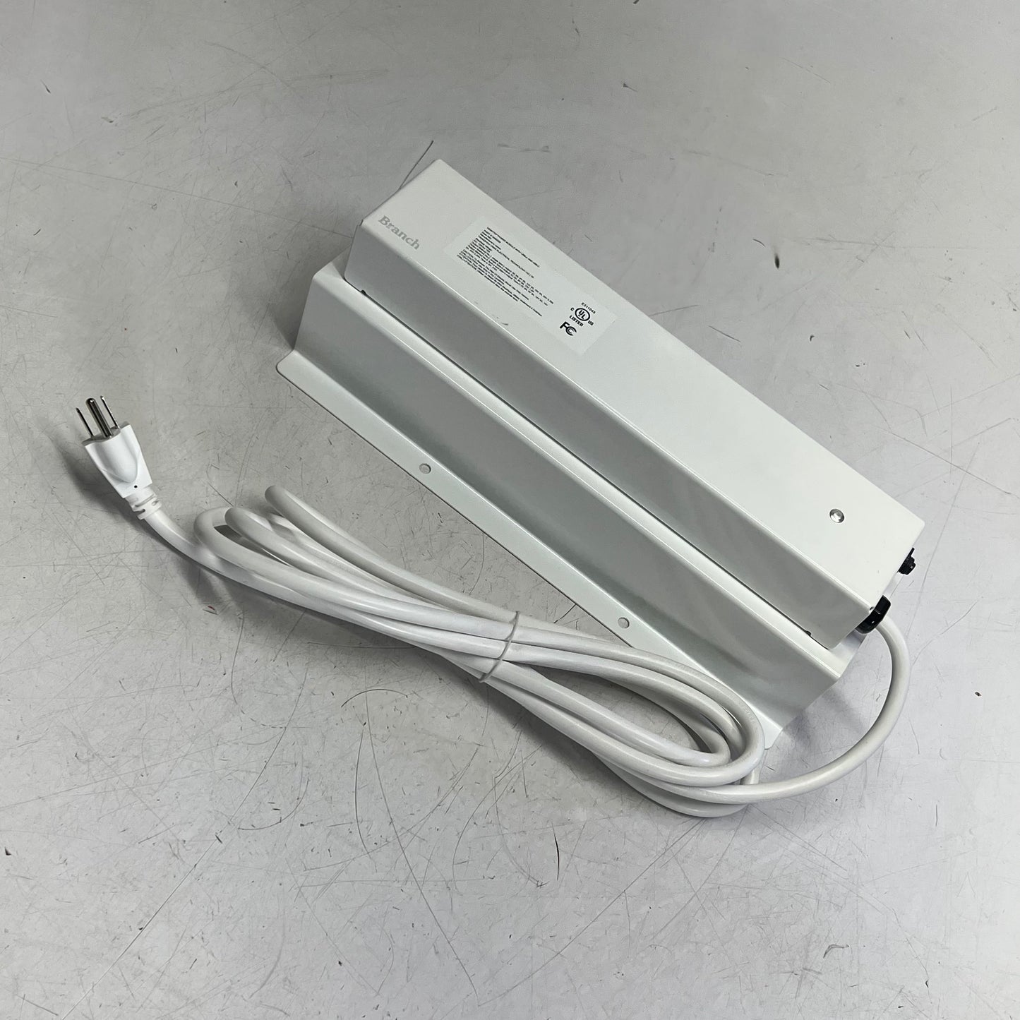 BRANCH In-Desk Power Outlets & Usb Powder Coated Steel  120V  13-11-00-00