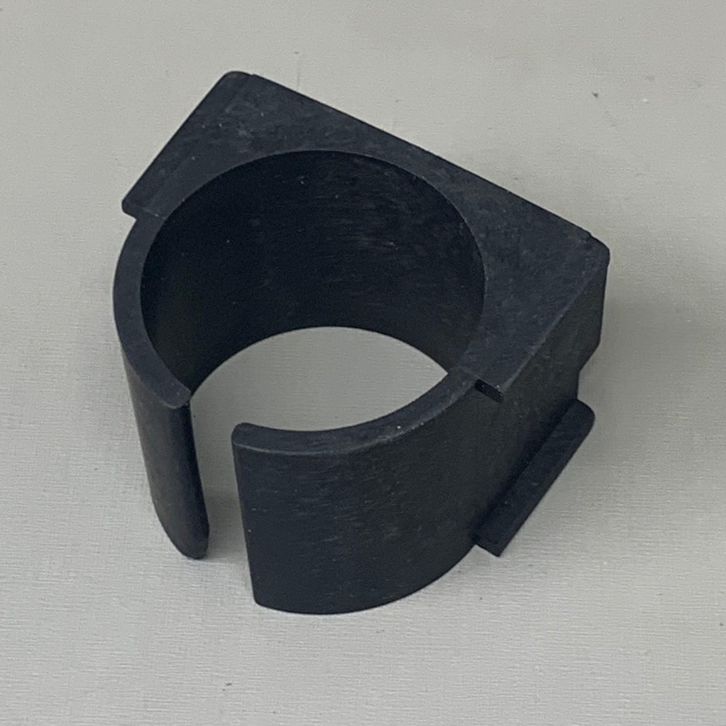 PHD MANUFACTURING Cushion Strut Clamp 1-5/8" 304SS Material OD Tube 100162-4-555