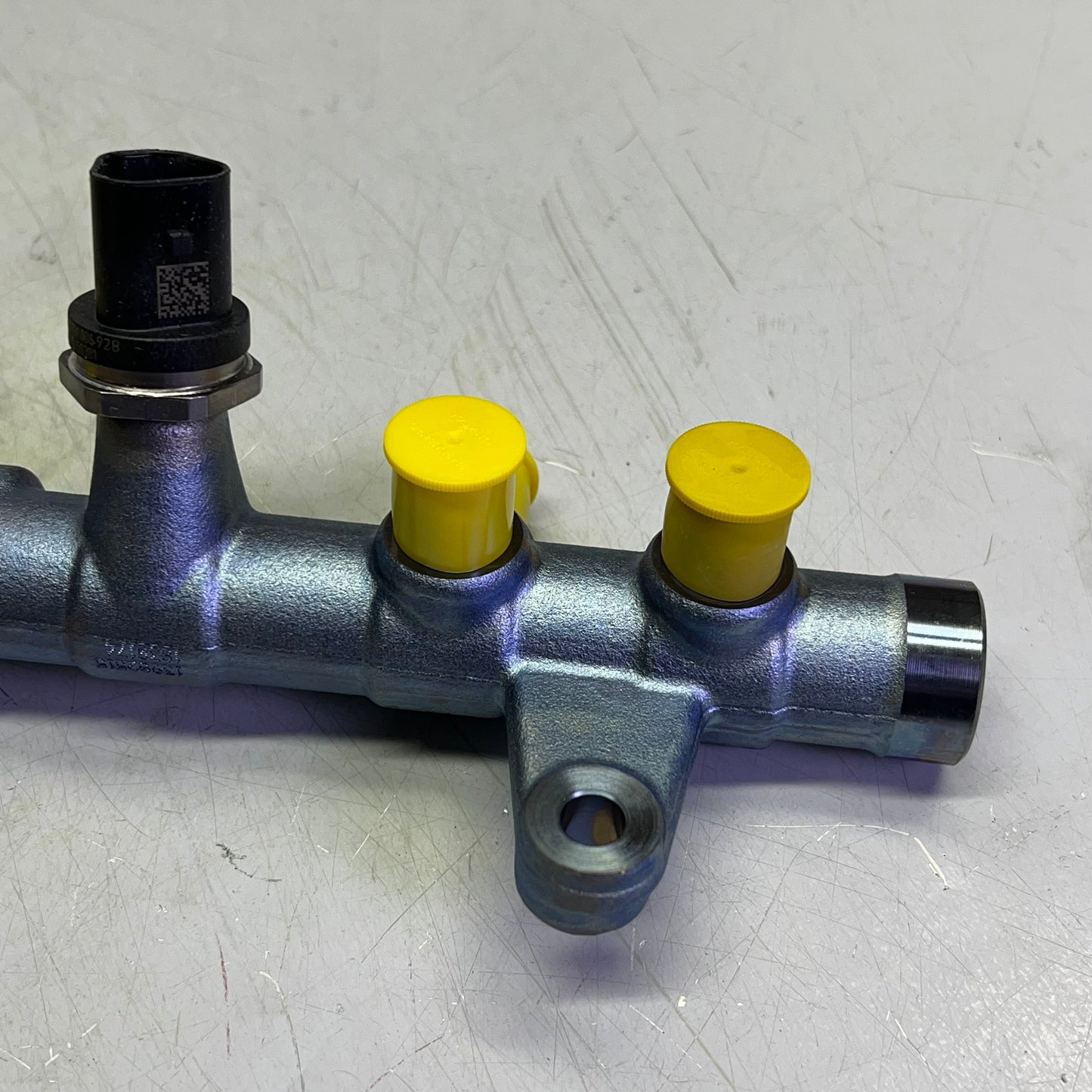 CUMMINS Fuel Rail Distributor Part For Ram 2500 & 3500 6.7L 5348915