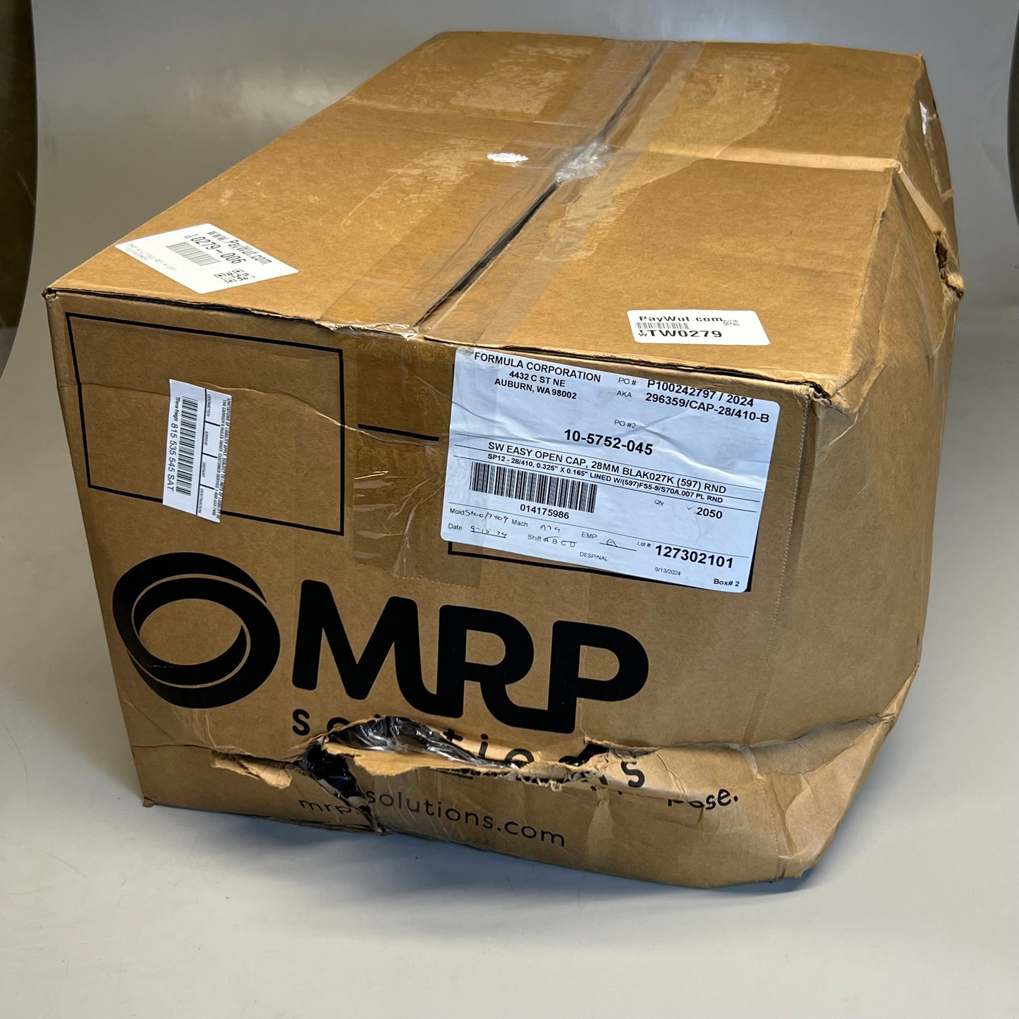 ZA@ OMRP Box of 2050 sw Easy Open Cap, 28mm Black 027k(597) Rnd 10-5752-045  Sz 0.325"x 0.165" (New, Box distressed)