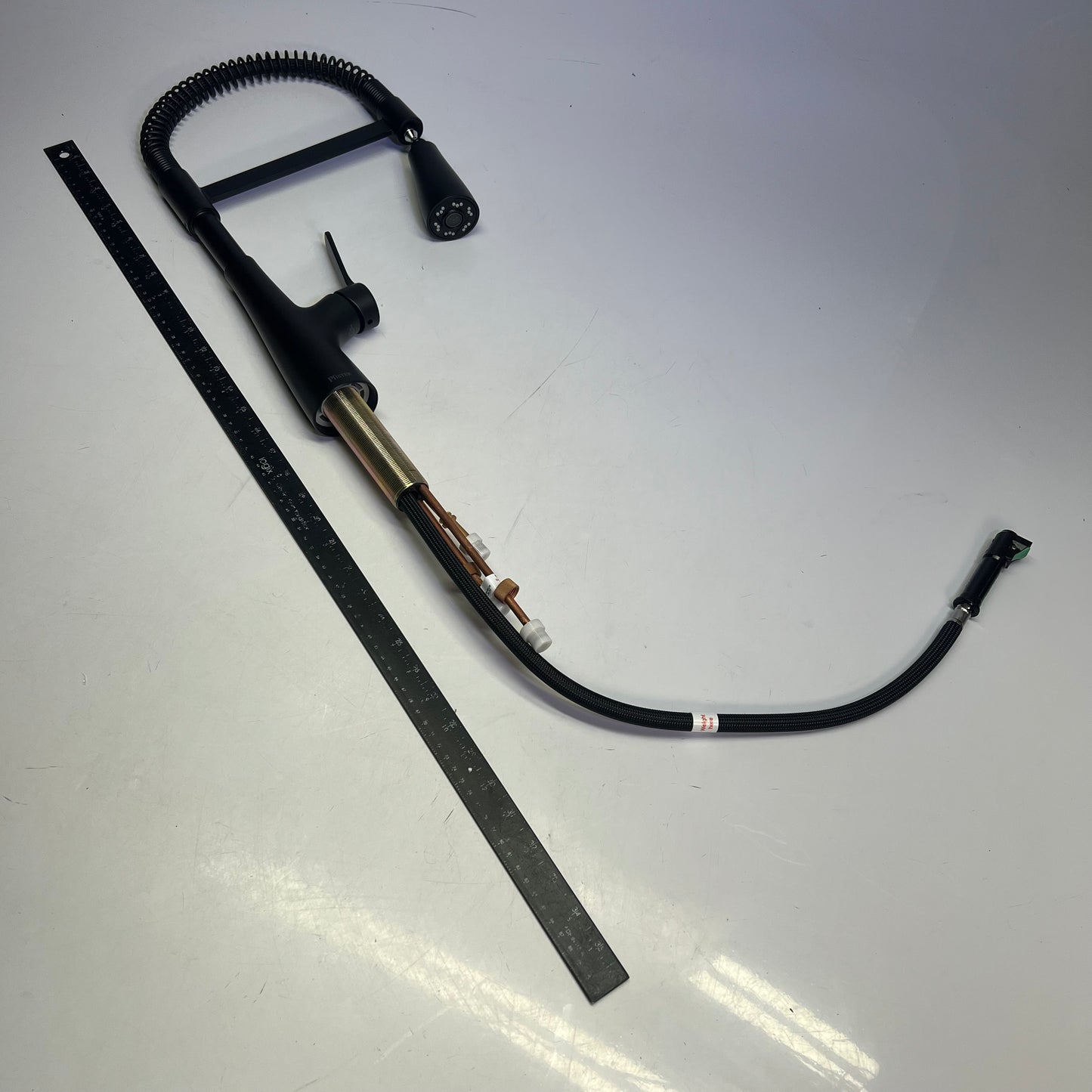 PFISTER Neera Single Hole Pre-Rinse Pull Down Kitchen Faucet Black LG529-NECB