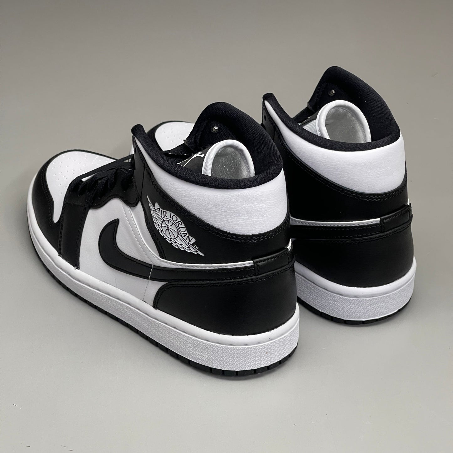 NIKE AIR JORDAN 1 Mid Panda Women's Sz 11.5 Black / White DV0991-101