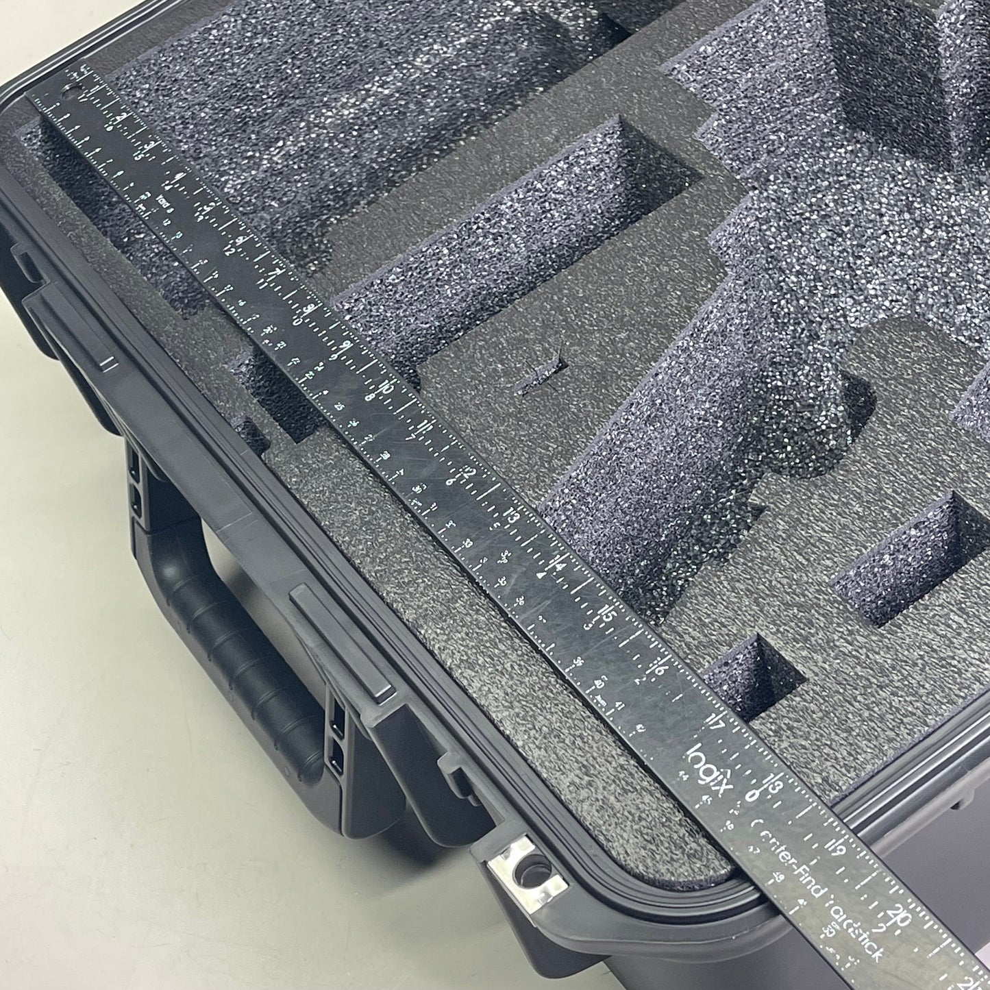 ZA@ SKB Olympus Waterproof Protective Storage Case iSeries Vanta 3I-1813-7-021 L