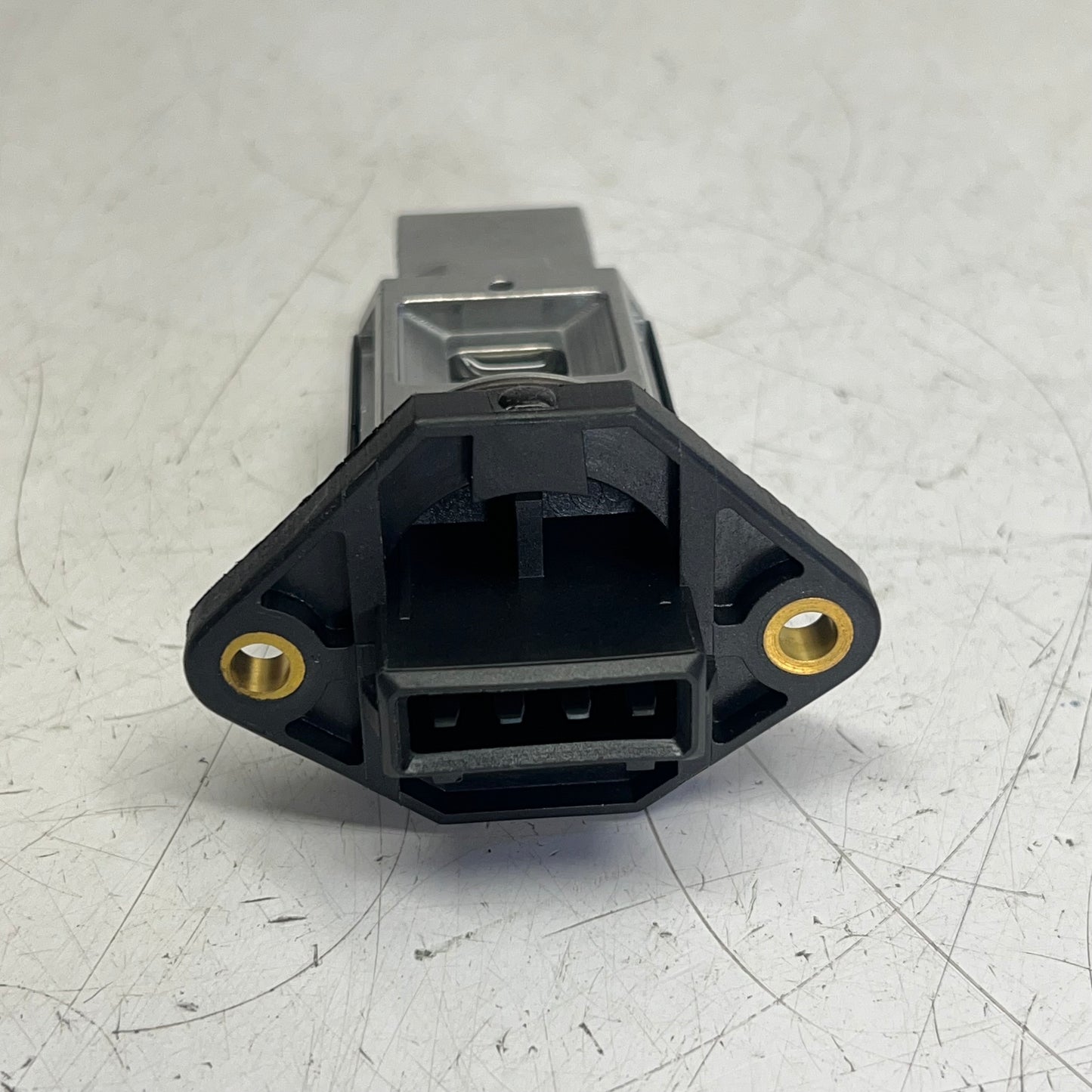 BLUE STREAK Mass Airflow Sensor for Volkswagen Model Vehicles MF21142N