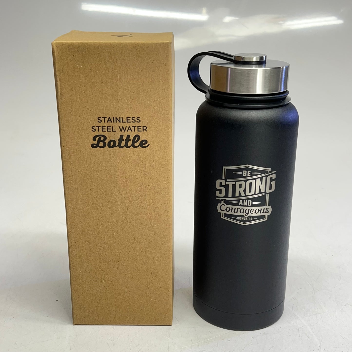 CHRISTIAN ART GIFTS Joshua 1:9 Strong & Courageous SS Water Bottle 34oz Black