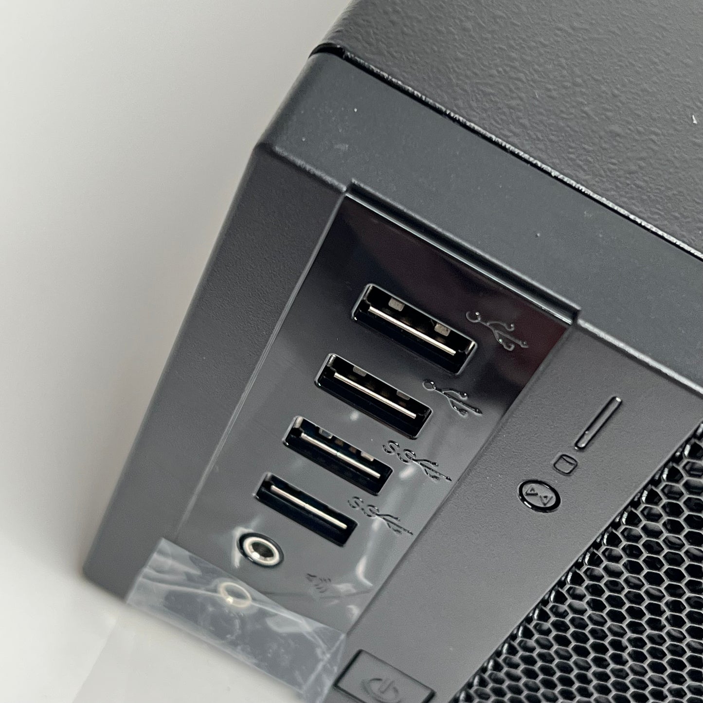 DW Blackjack Dx5 Nvr Powdered by Dw Spectrum  20TB 360 Mbps Black DW-BJDX5120T