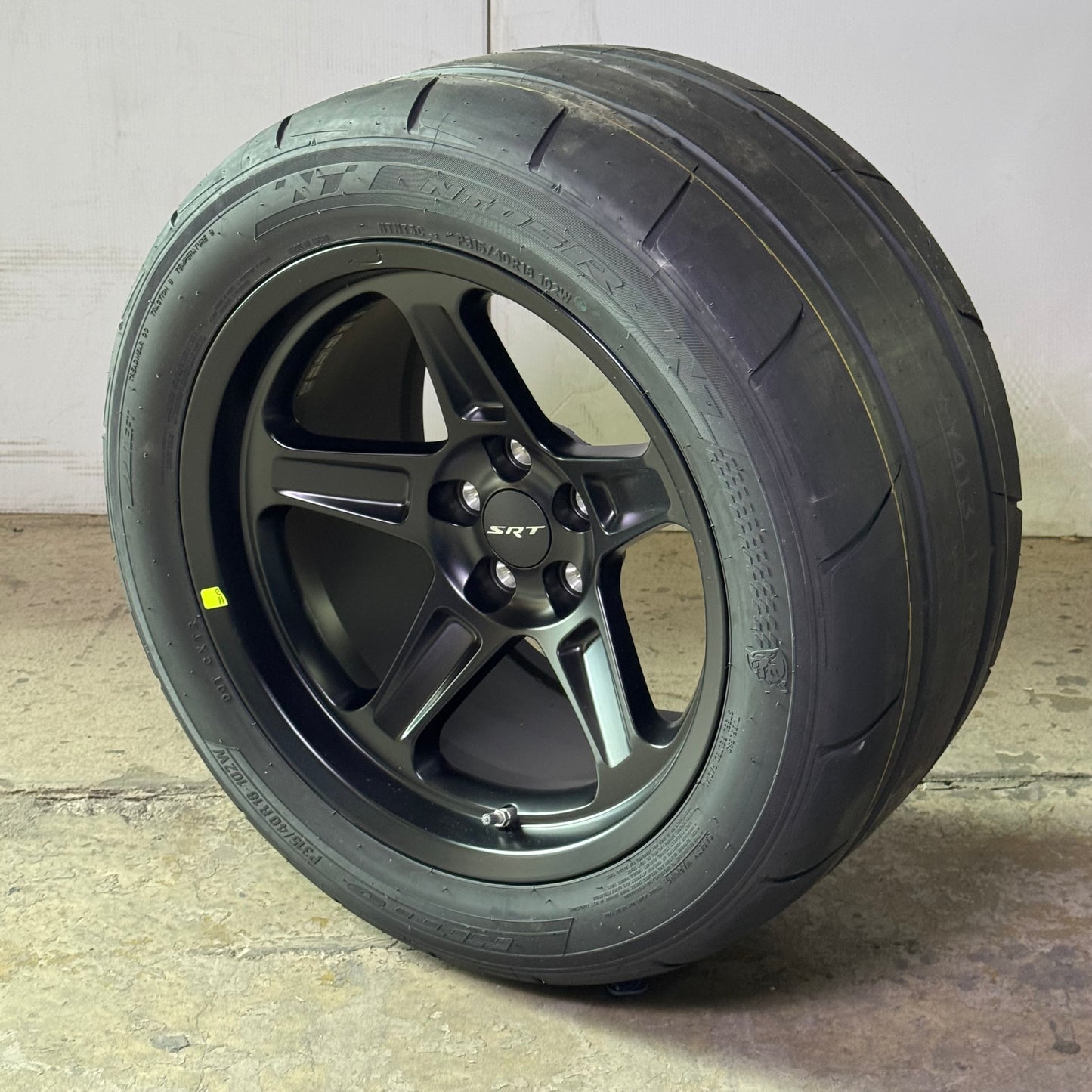 SRT (SET OF 4) Dodge Challenger SRT Demon Wheels & Tires Sz P315/40R18 102W, DOT 3M53917 Black