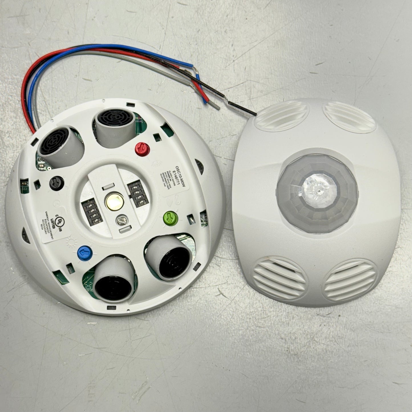LEVITON Occupancy Sensor OSC10-MWW,Ceiling Mount,24VDC, 1000sqft,White