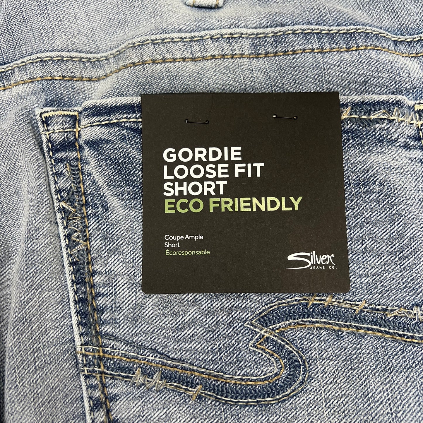 SILVER JEANS CO Gordie Loose Fit Short Eco Friendly Women's Sz 38/13 Indigo