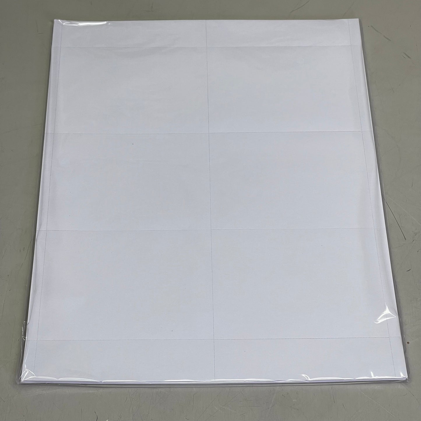 UNIVERSAL (100 PACK) Lanyard Style Badge Holders 3"x4" Cards Clear UNV56005