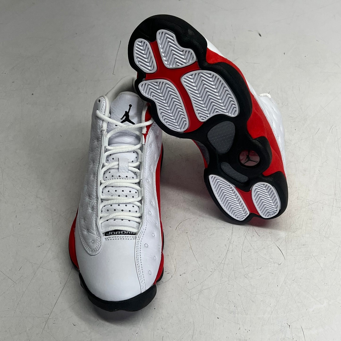 AIR JORDAN 13 Retro Sneaker Men Sz 11.5 White Black True Red 414571-102 (As-Is)