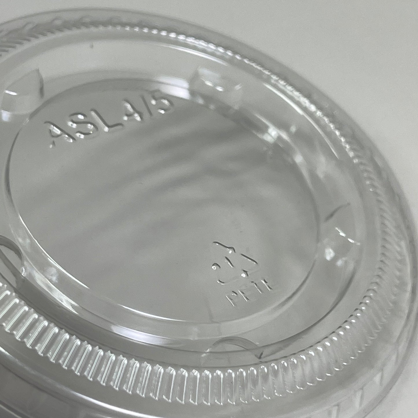 ZA@ Round Disposable Cup Lids ASL4/5 Fits 2 to 4 oz Cups Clear