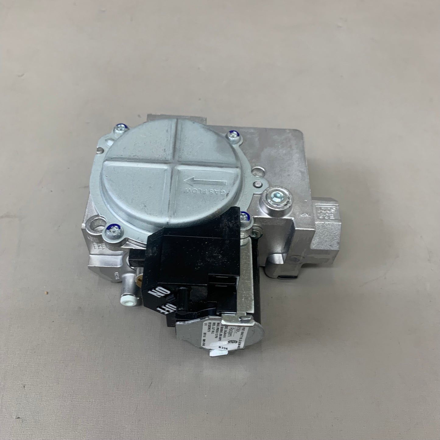 OEM FACTORY AUTHORIZED Furnace Gas Valve Replacement Part 7"x7"x3" Grey/Black EF32CW210