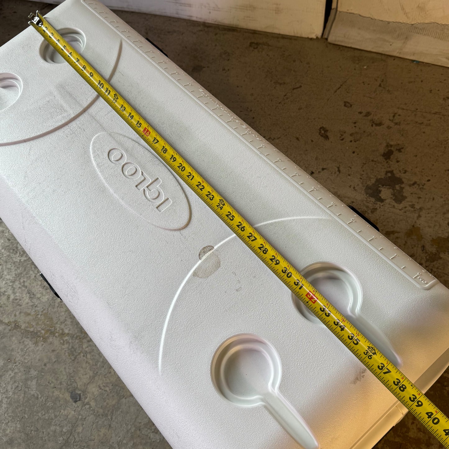 IGLOO MAXCOLD 150 QT Cooler, Marine Contour 4903322