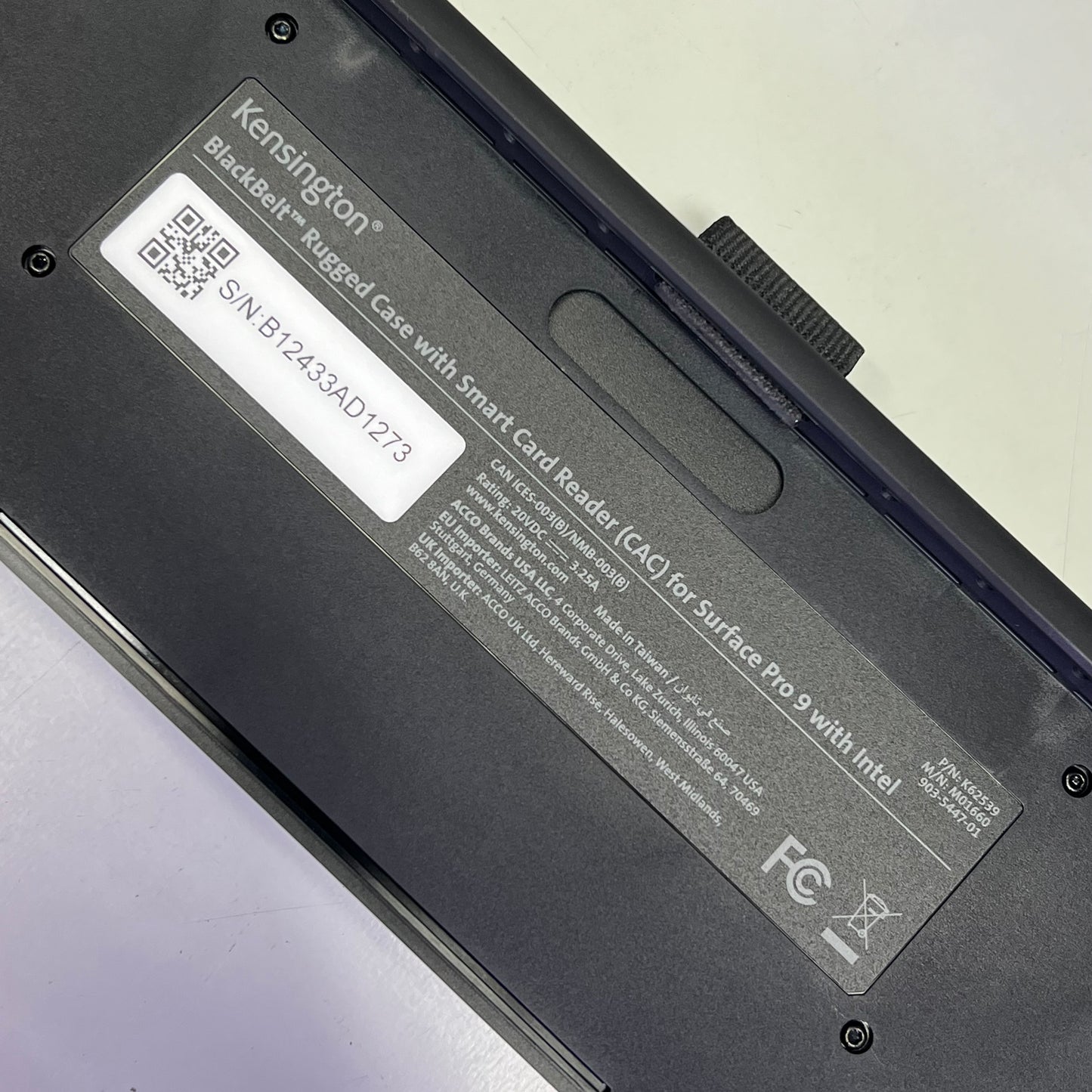 KENSINGTON  Blackbelt Rugged Case W/ CAC Reader For Surface Pro 9 K62539WW