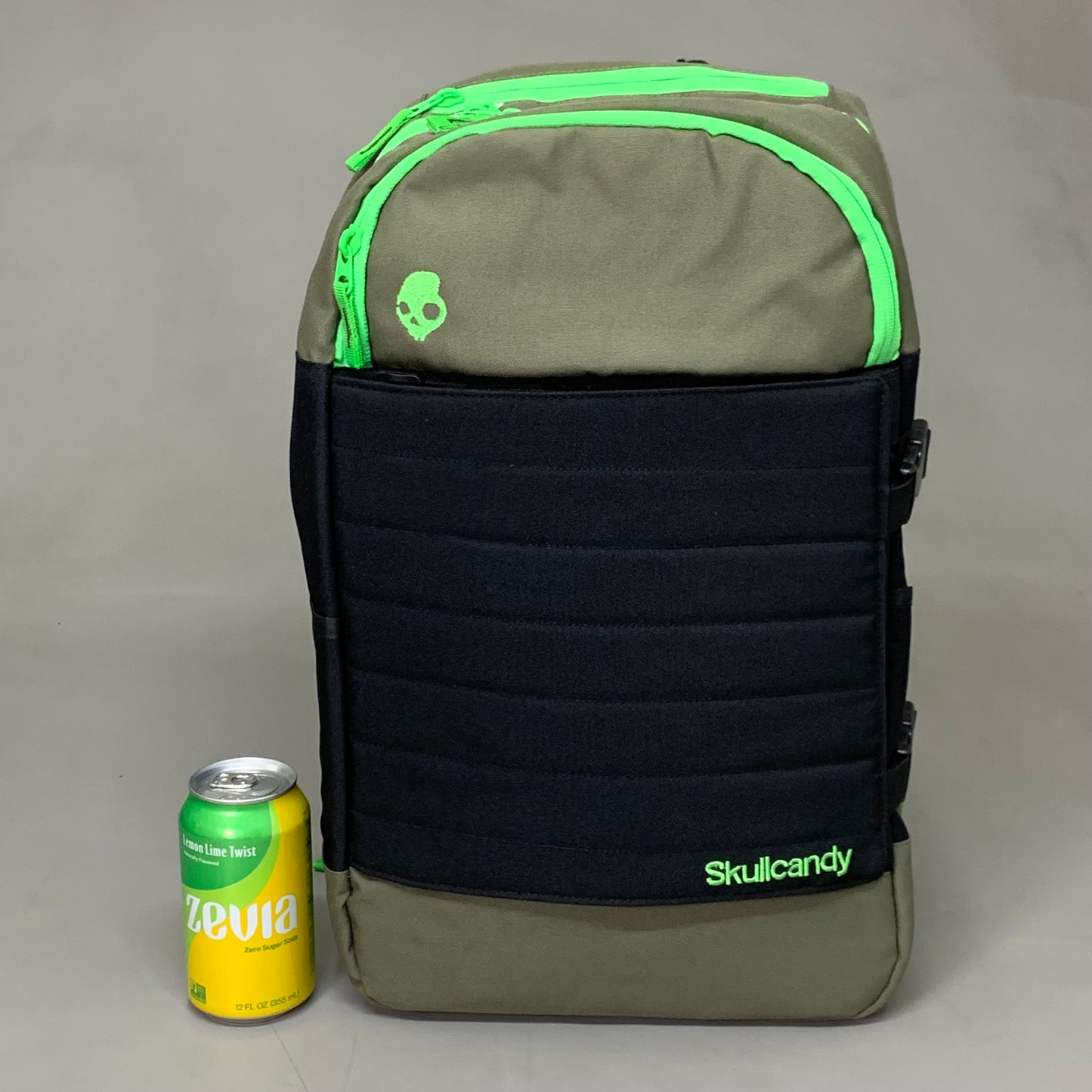 SKULLCANDY Heavy Duty Backpack 18" x 12" Green/Black SKDY1153