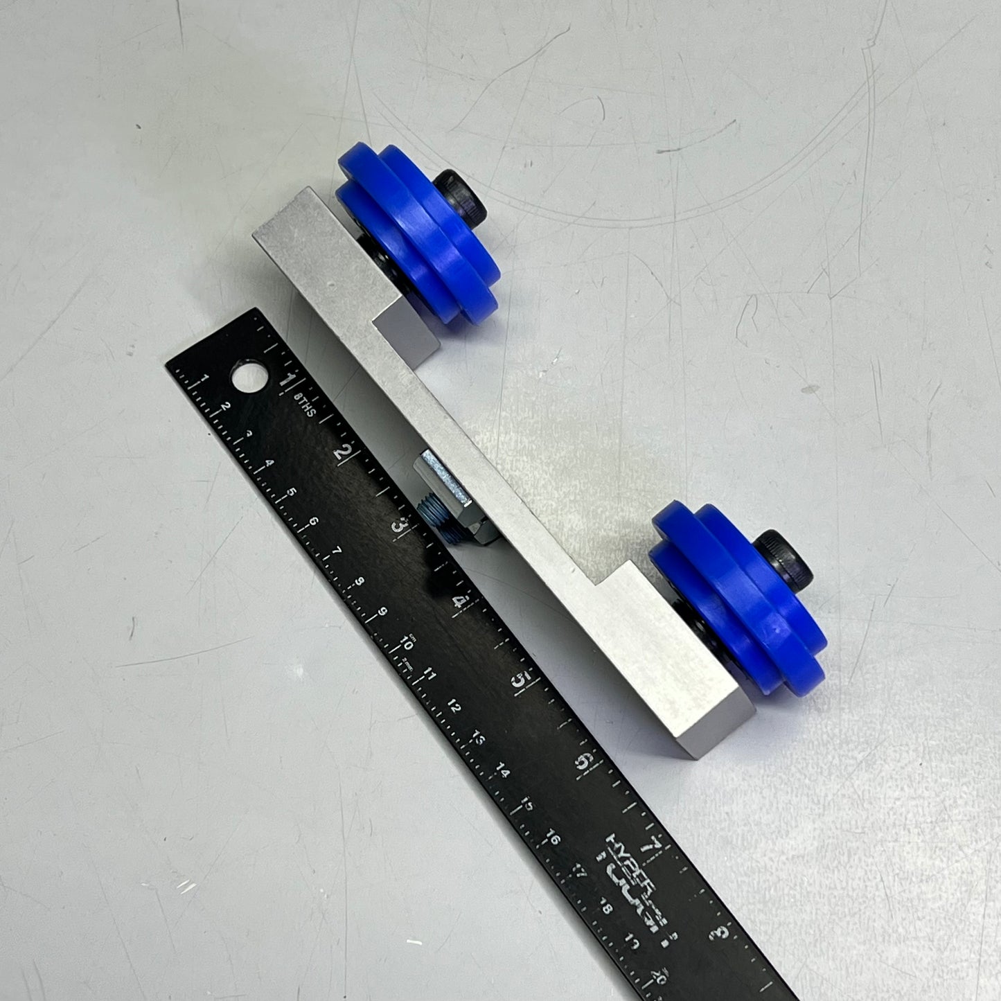 80/20 BUILD YOUR IDEA 40 Series Dual Roller Wheel Bracket Assembly 40-2758