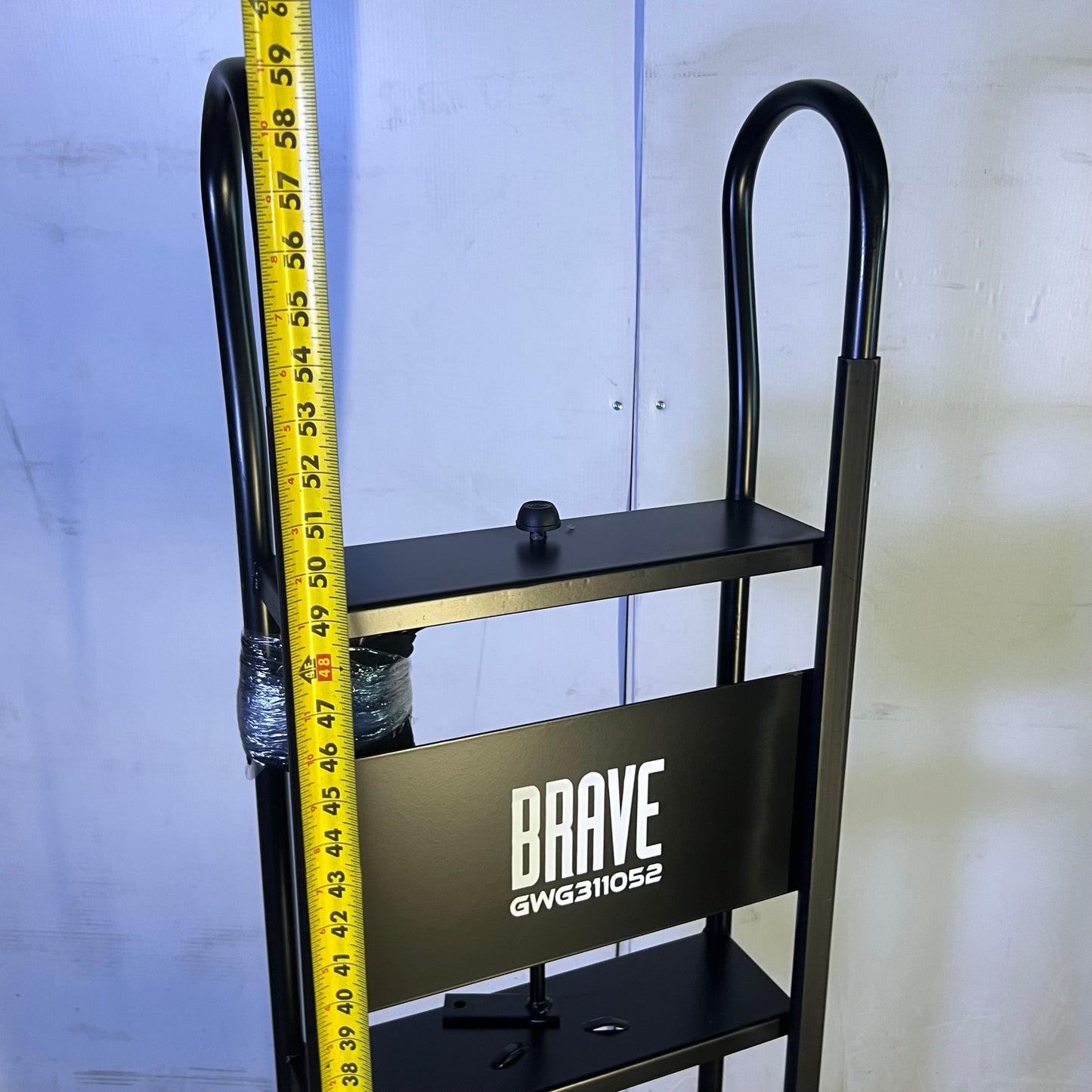 BRAVE Hand Truck 800 Lb. Sz 16"W x 6"L x 59"H Black GWG311052