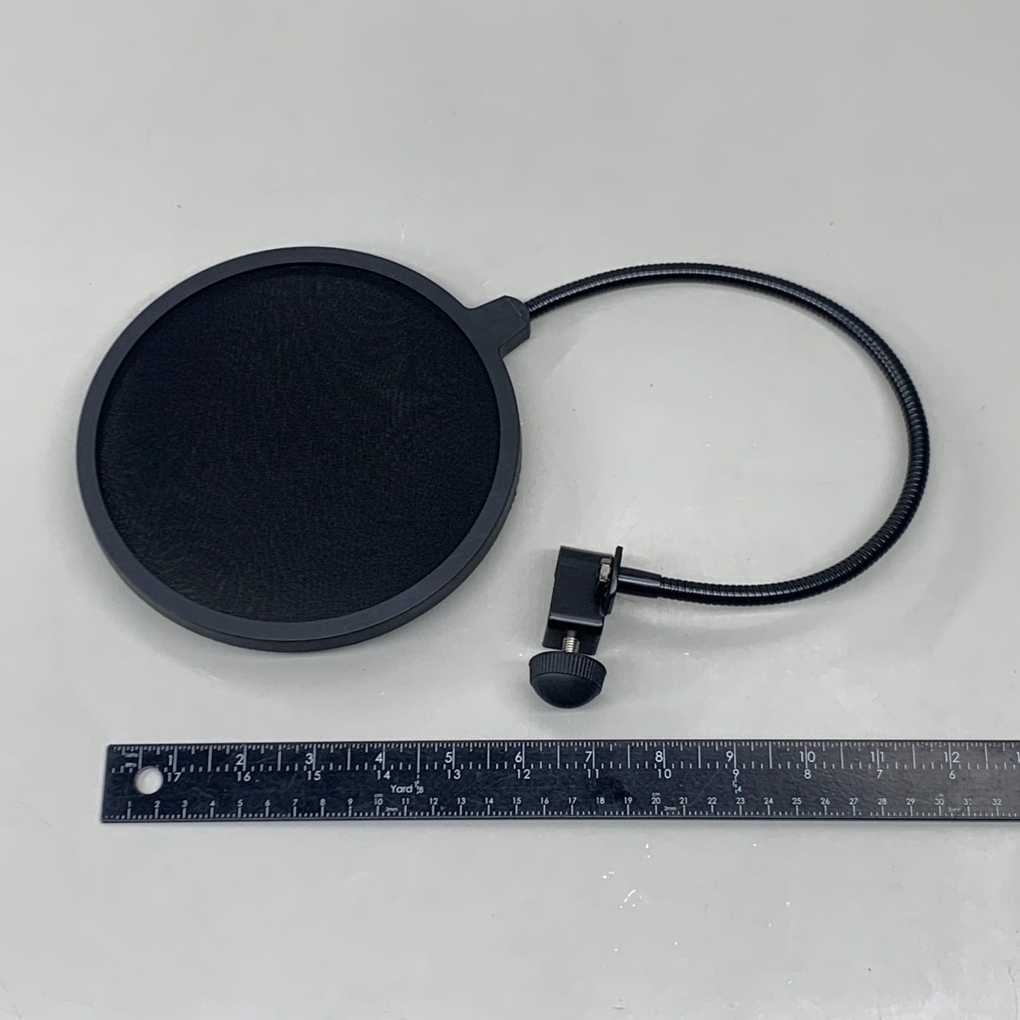 GATOR Rok-It Single Layer Microphone Pop Filter with Clamp Mount RI-POPFILTER