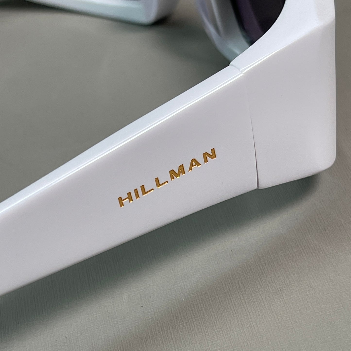 HILLMAN Skyhill X Majo :) Sunglasses Sz S White 75637414 (New)