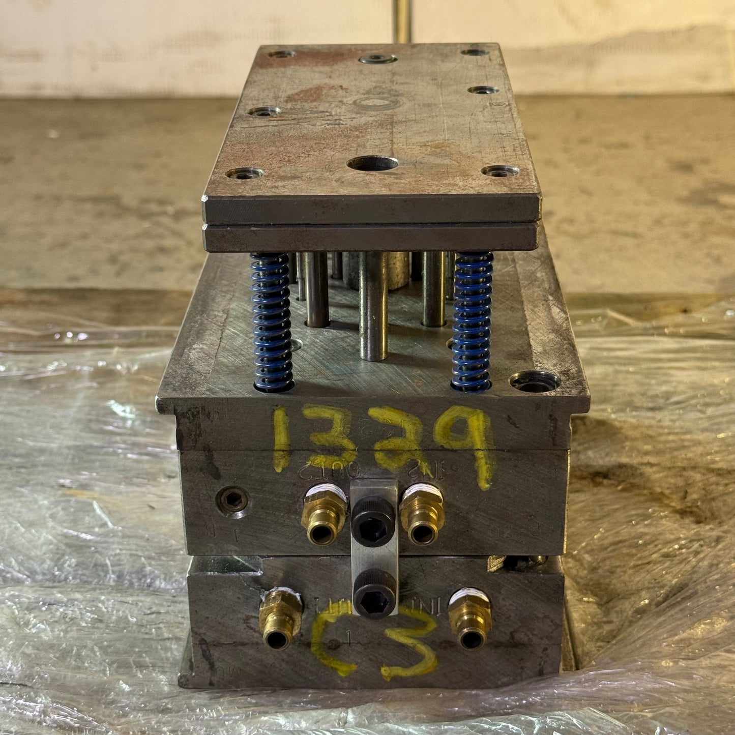 DEVICIX Pelvic Interface 8"L x 4"W x 7"H Grey 729-12-352037-01