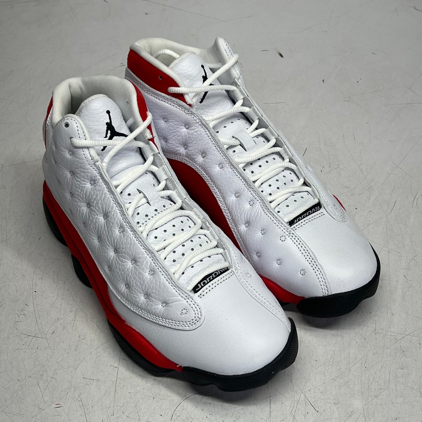 AIR JORDAN 13 Retro Sneaker Men Sz 11.5 White Black True Red 414571-102 (As-Is)