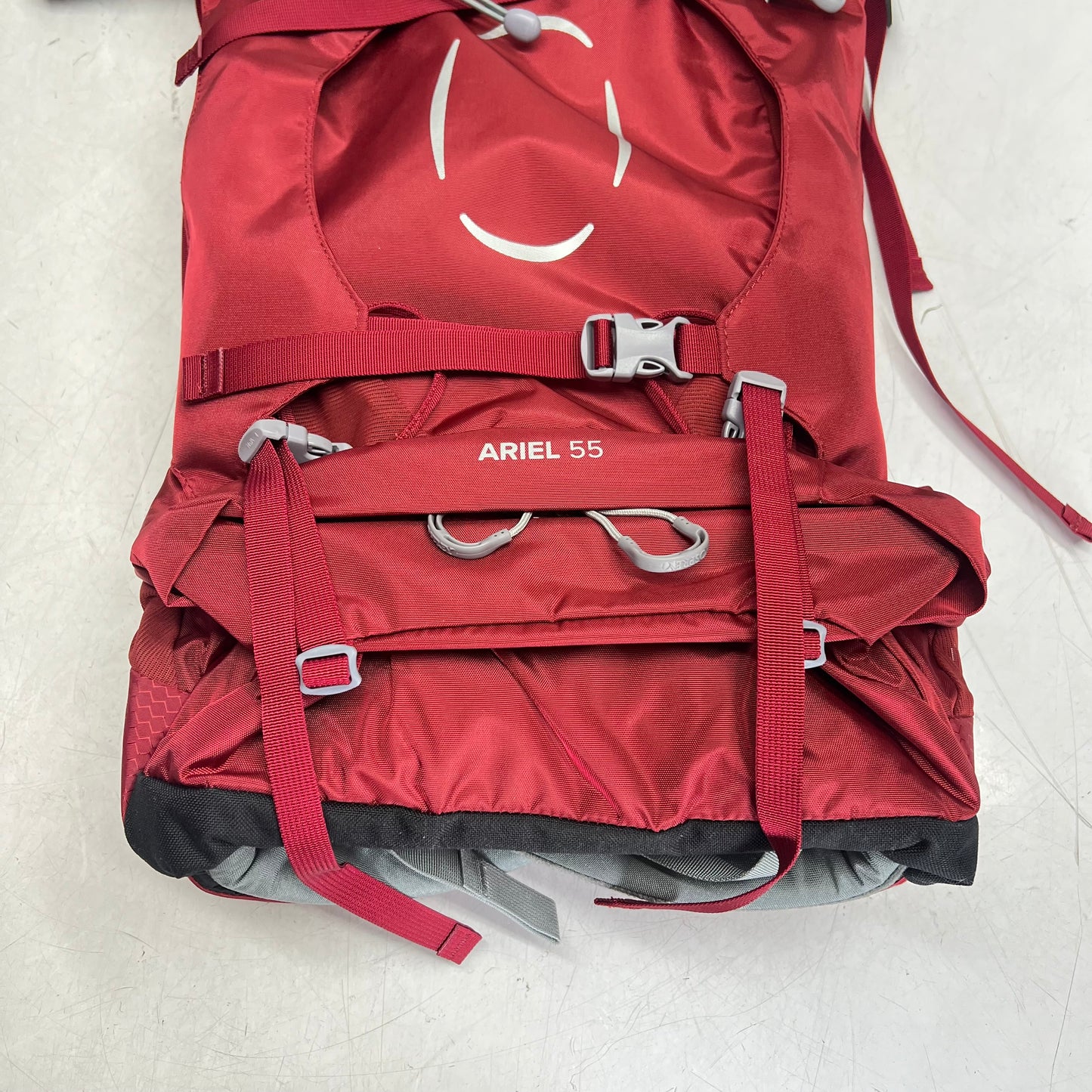 OSPREY Ariel 55L Pack Custom Fit Women's Sz L Torso Adjust Claret Red 10002887